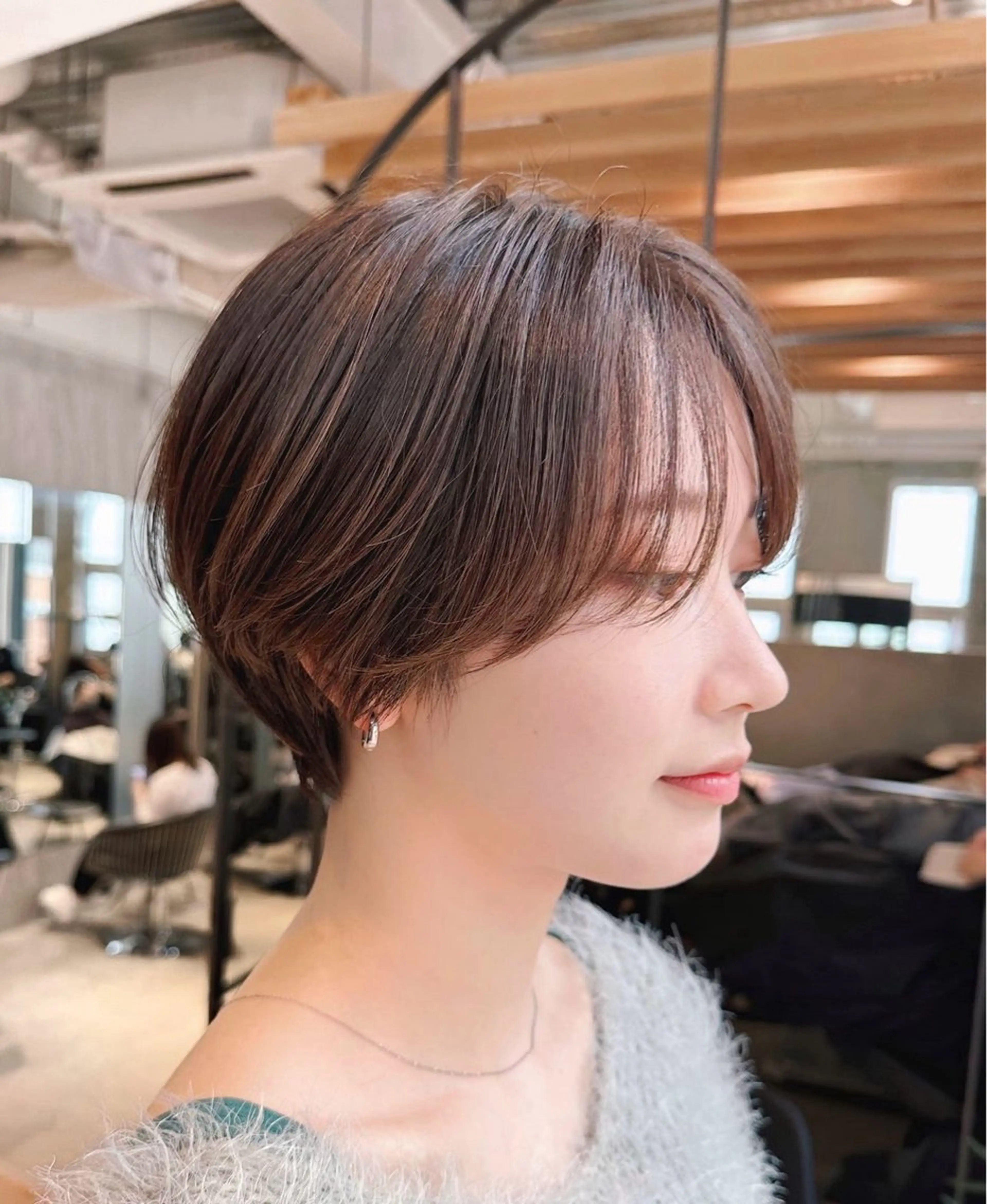 ショート air Aoyama所属・はなざわ めいのヘアスタイル