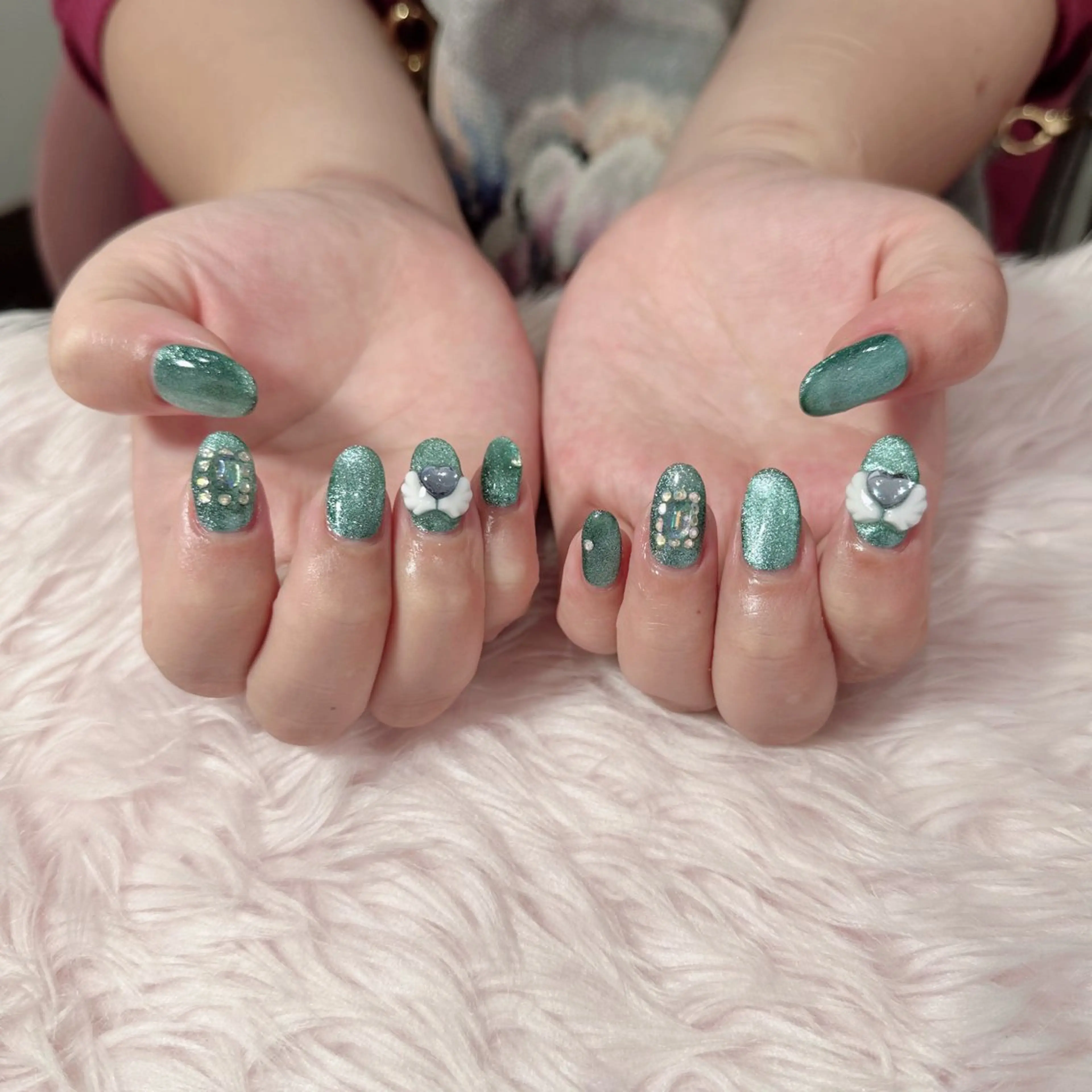 ネイル ハンドネイル アイ.ネイリスト りこの眉毛・アイブロウイメージ