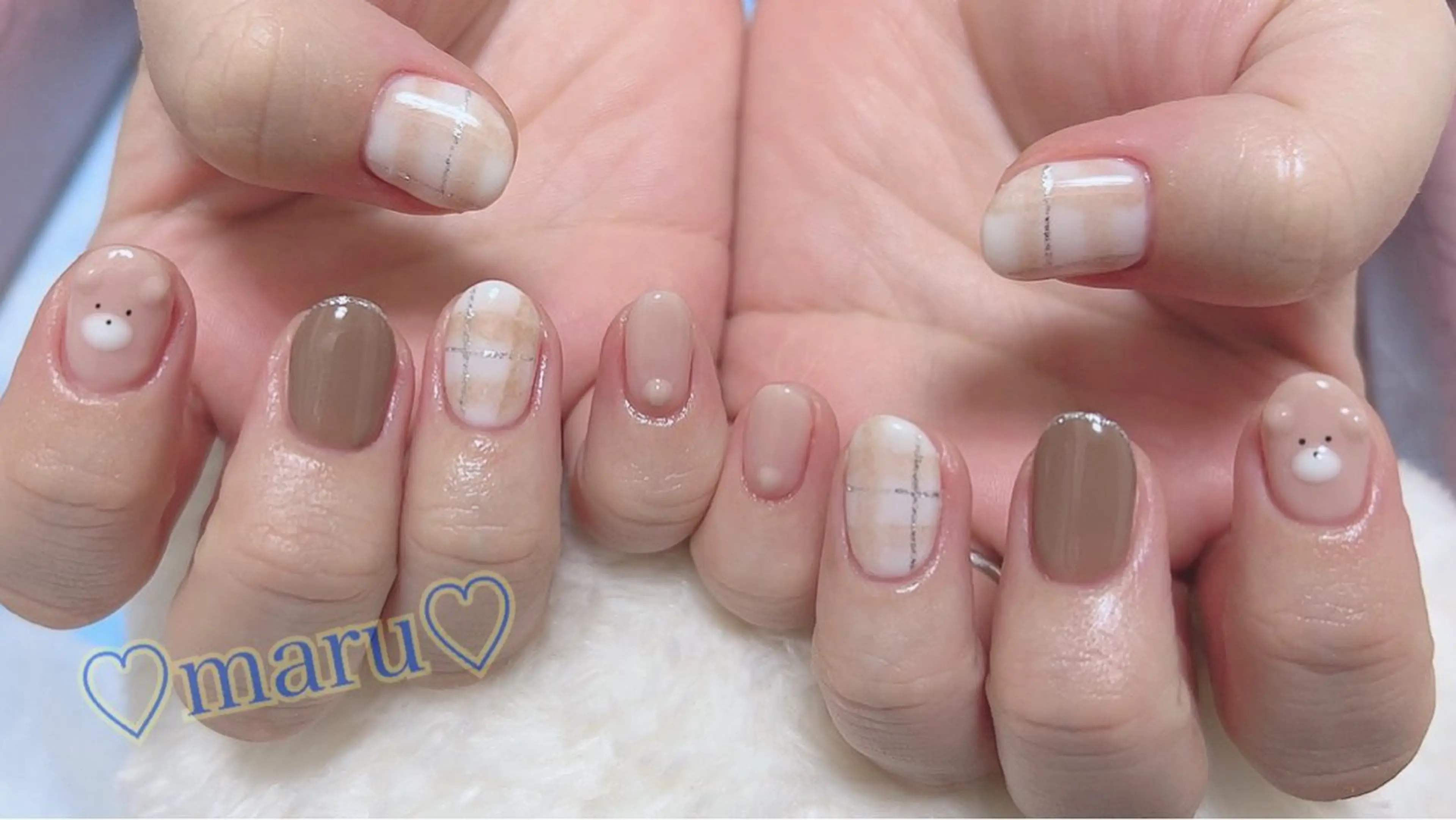 ネイル ハンドネイル フットネイル まるみ ♡のネイルデザイン