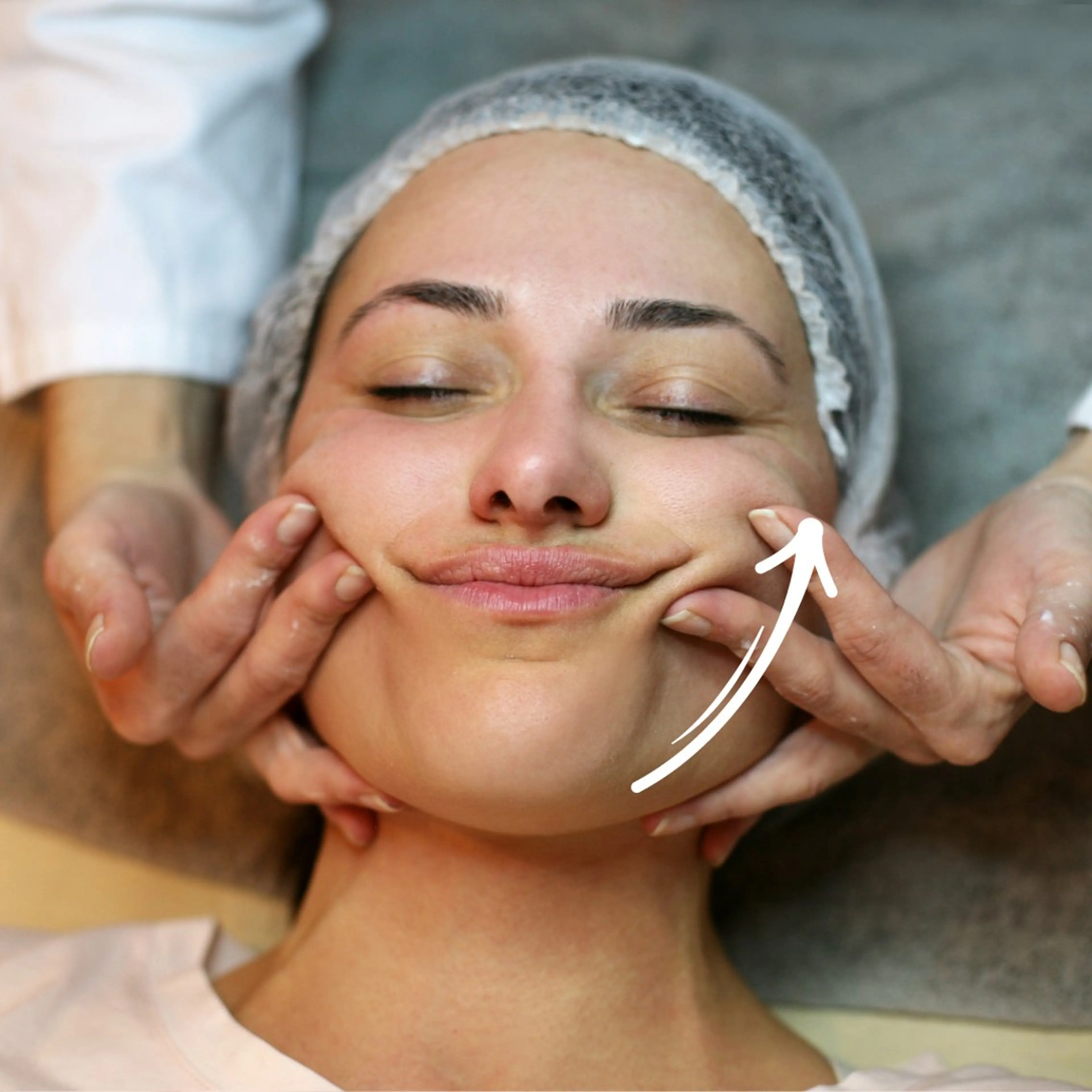 【本気で変えたい方へ】首・背中から整える小顔フルコース90分《初回限定》の写真