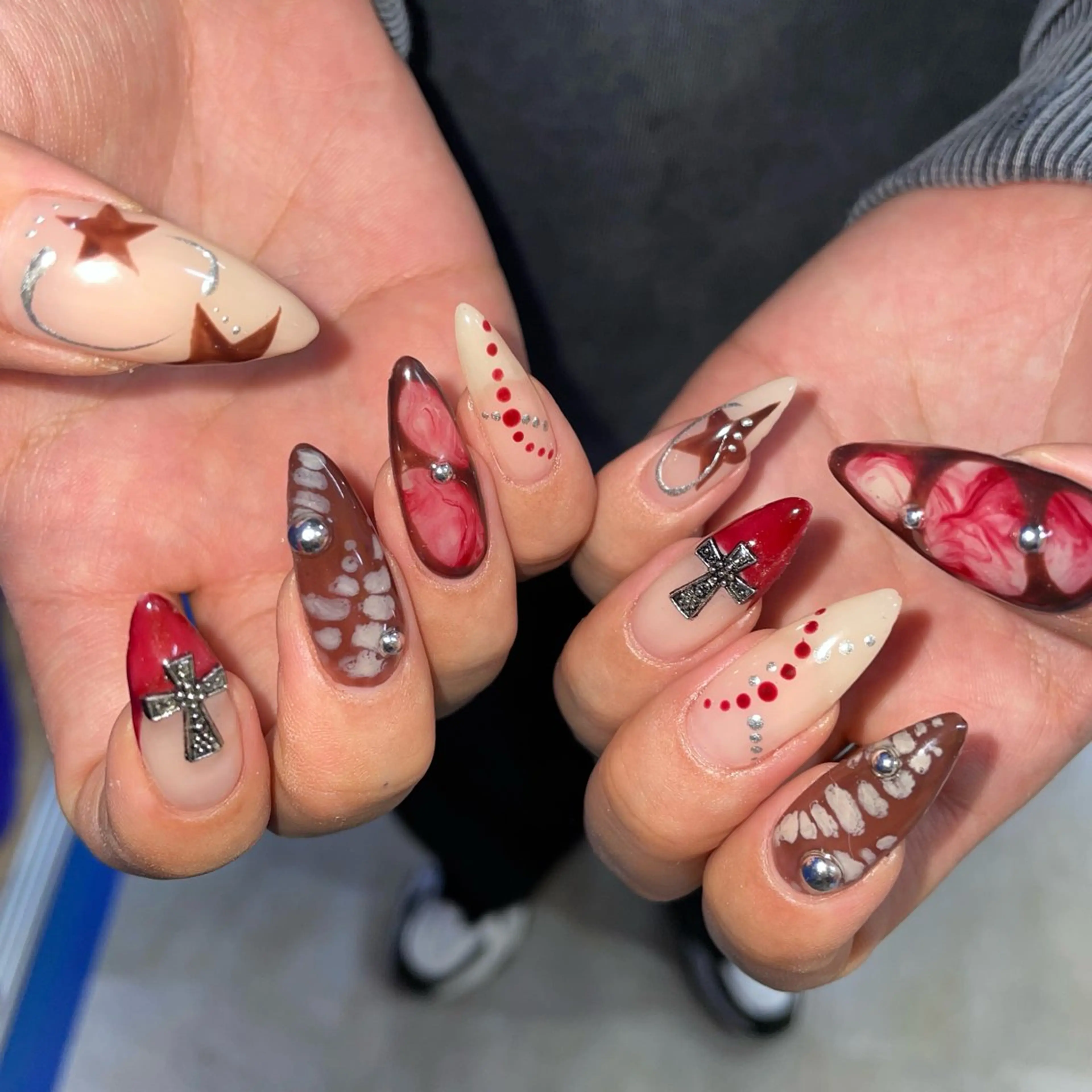 ネイル ハンドネイル フットネイル ゆびノさき +ikebukuroのネイルデザイン