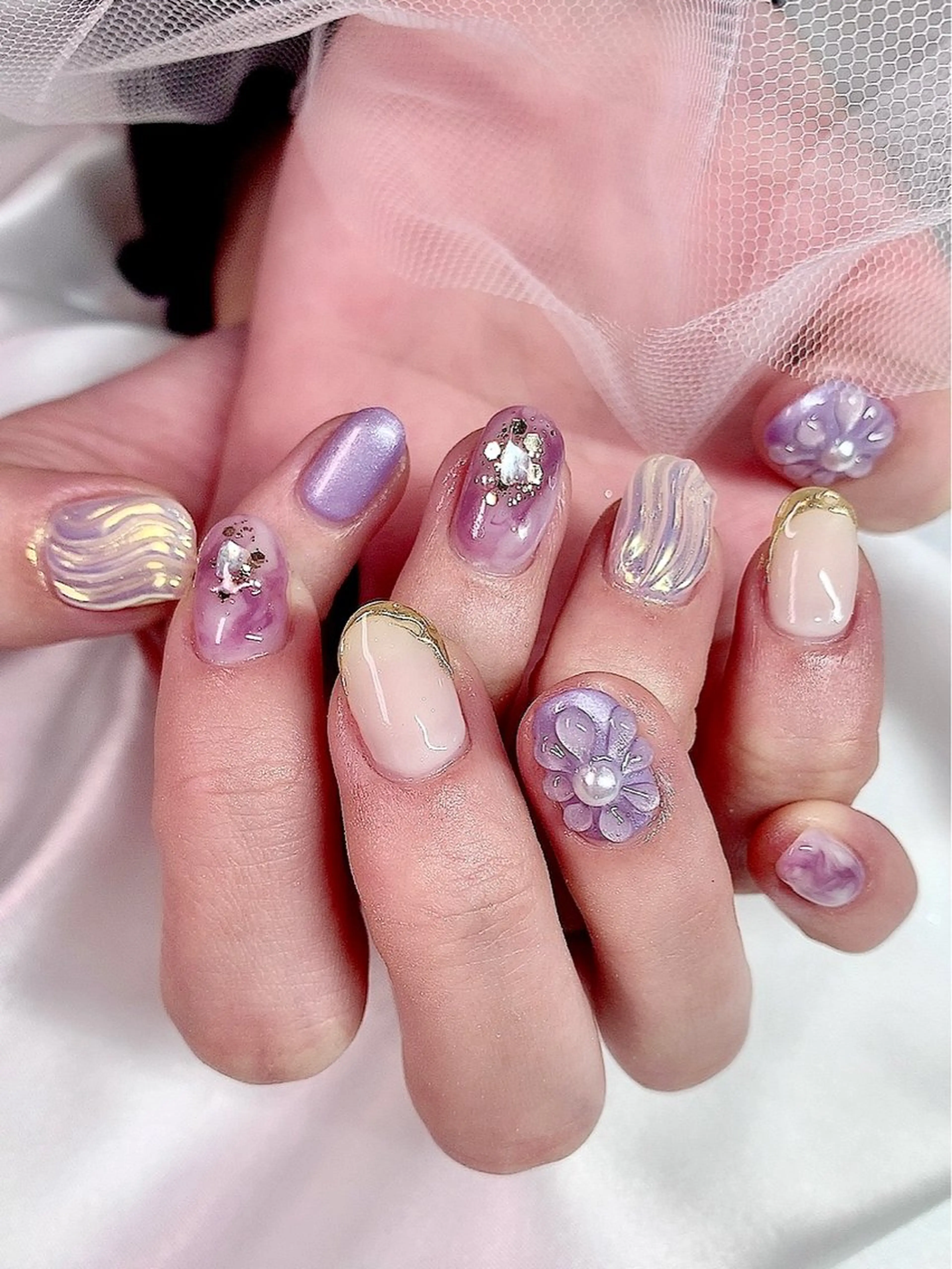 ネイル アートネイル 氷ネイル・うるうるネイル キラキラネイル 持ち込み ニュアンスネイル シェアサロンLei.g(レイジー)所属・3Dアートネイル💗 都築レナのネイルデザイン