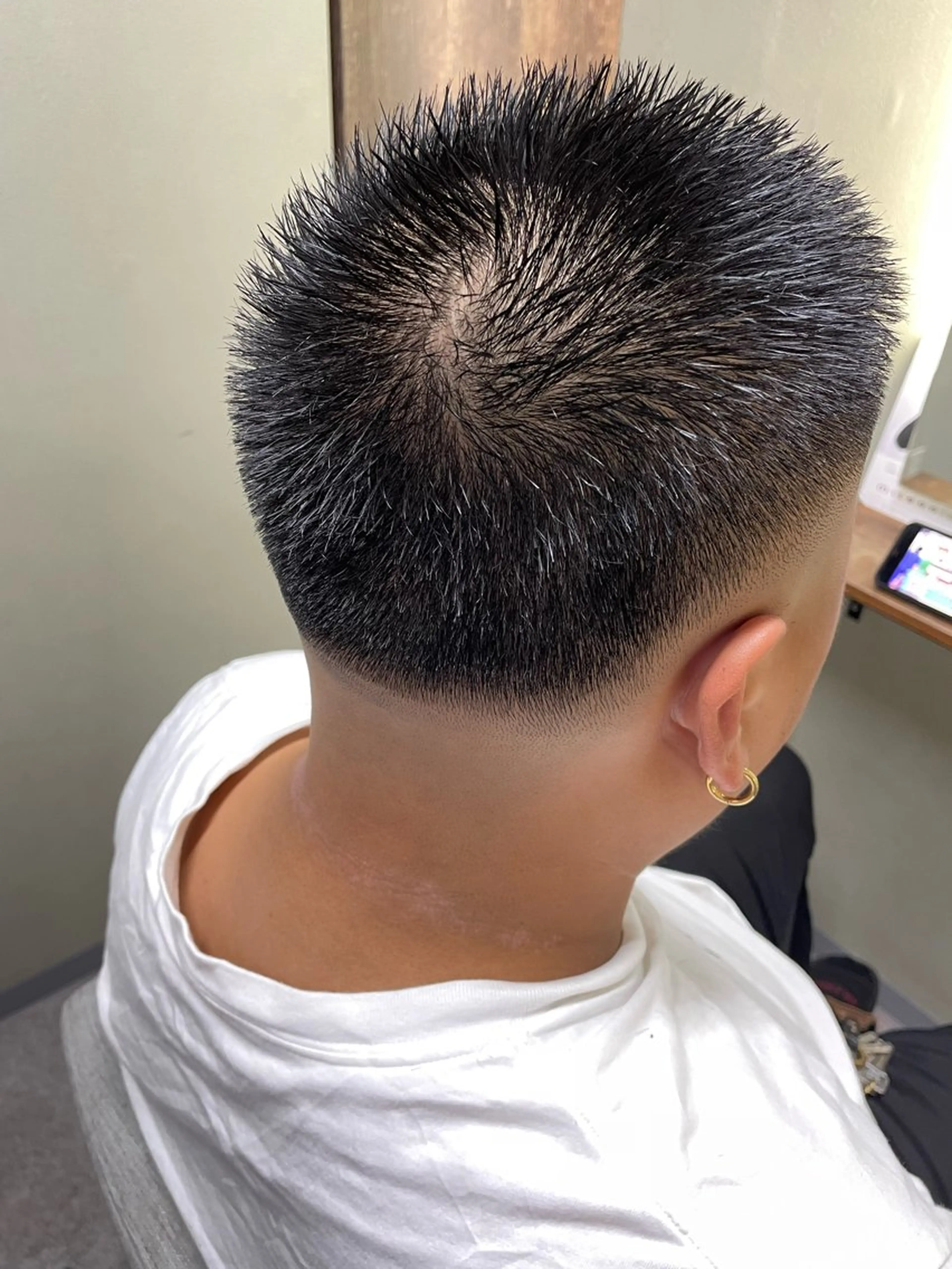 《お洒落メンズに人気》フェードカットの写真