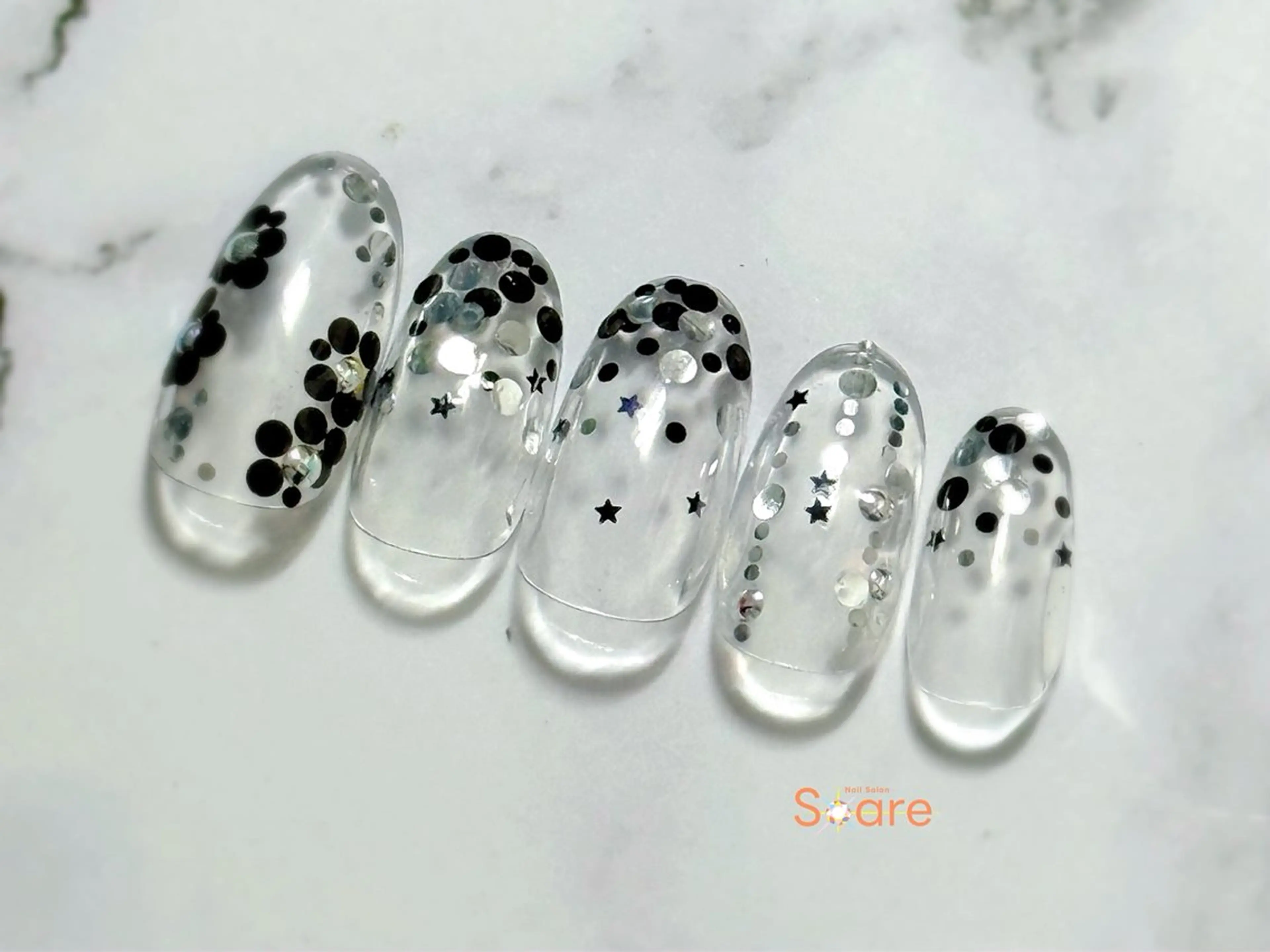 ネイル ドット フラワーネイル Nail Salon Soare所属・金子 みくのネイルデザイン