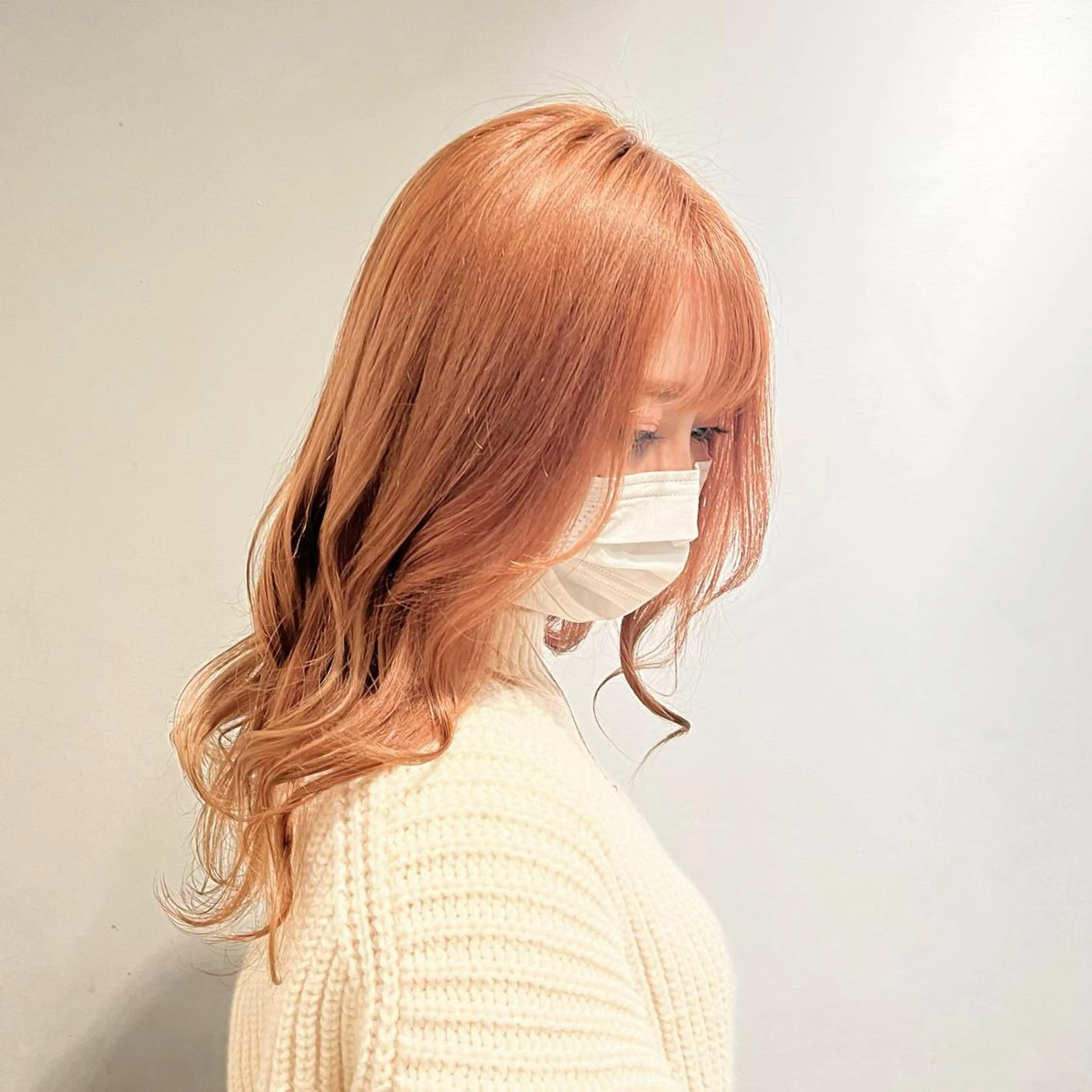セミロング カラー ブリーチ オレンジ 黒川 結希のヘアスタイル
