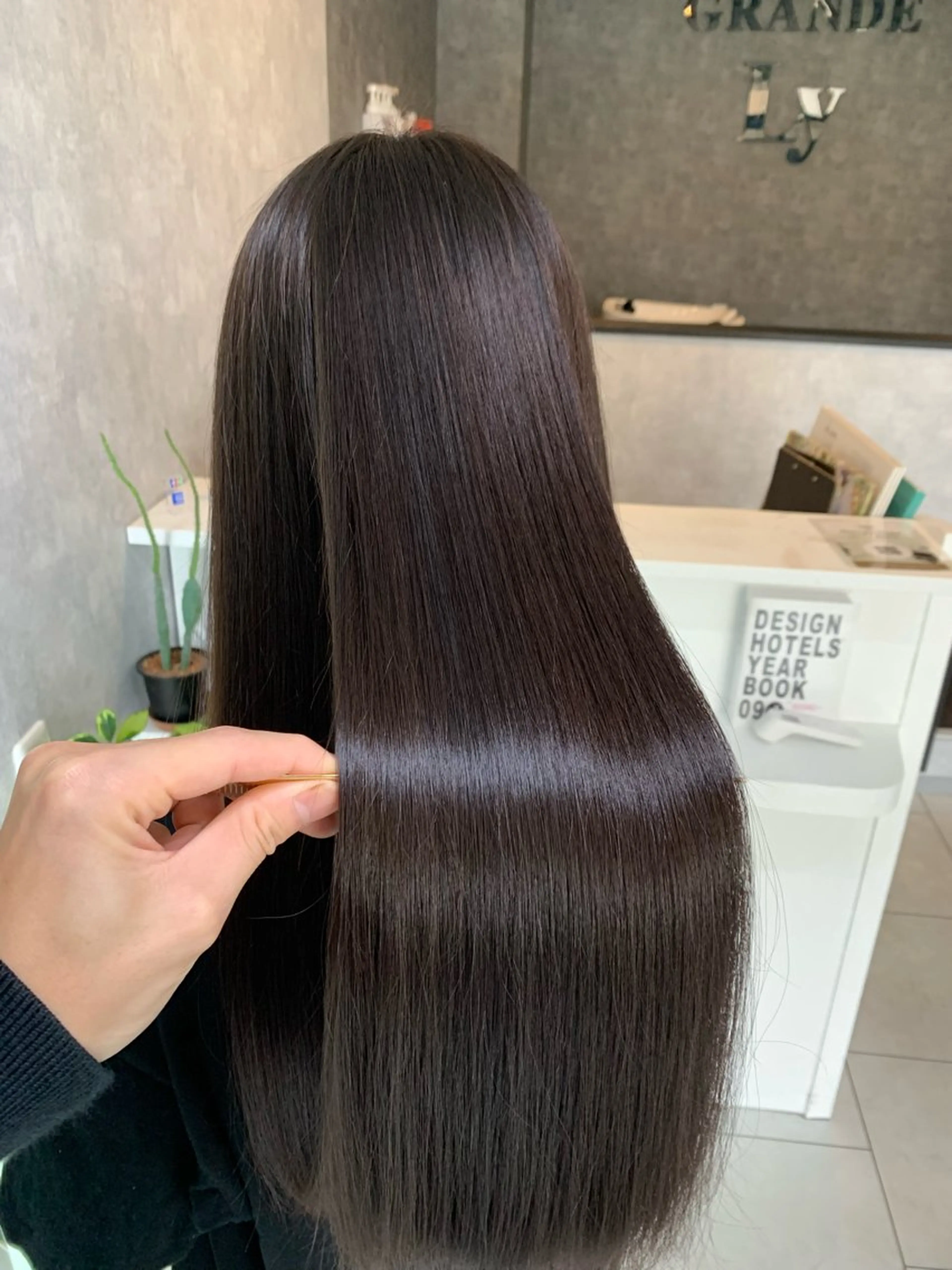 カット＋縮毛矯正＋link 2stepトリートメントの写真