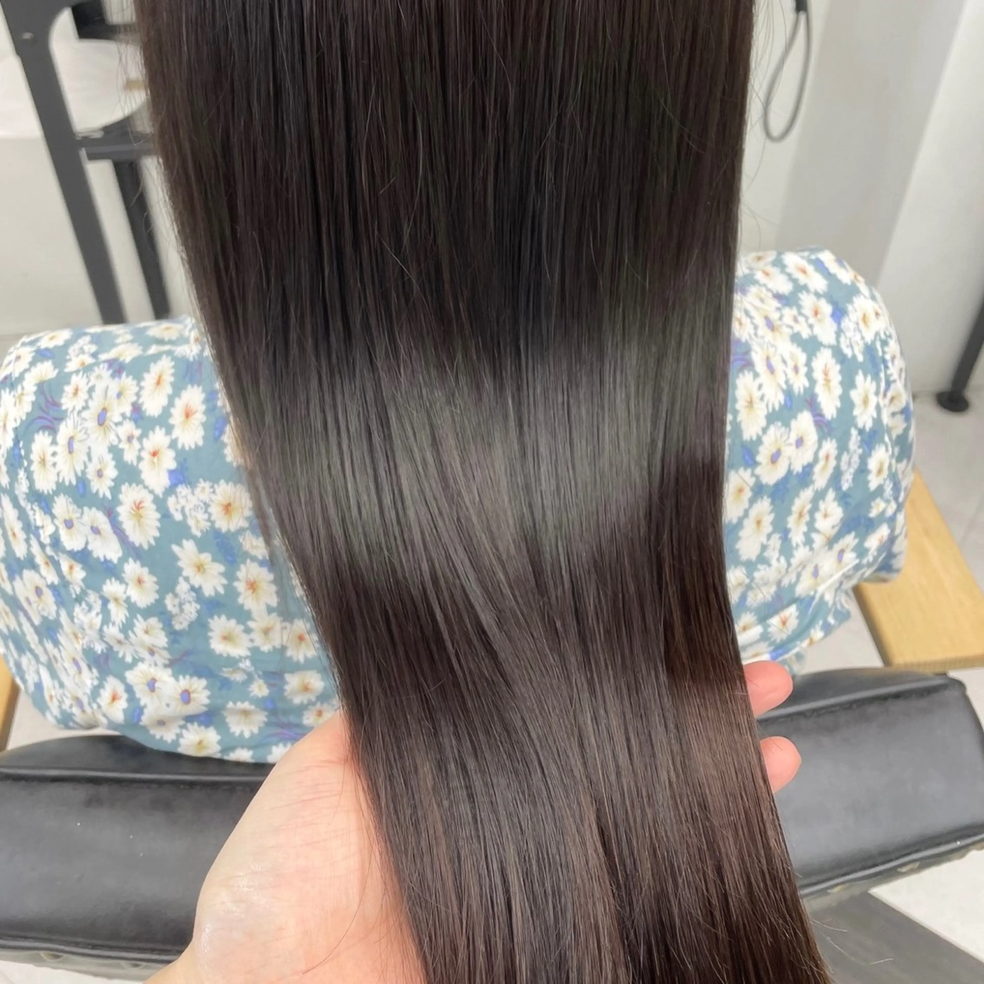 セミロング カラー パーマ ヘアアレンジ メンズ 髪質改善 トリートメント 酸性ストレート ストレートパーマ mona/ ストレートスタイル✨のヘアスタイル