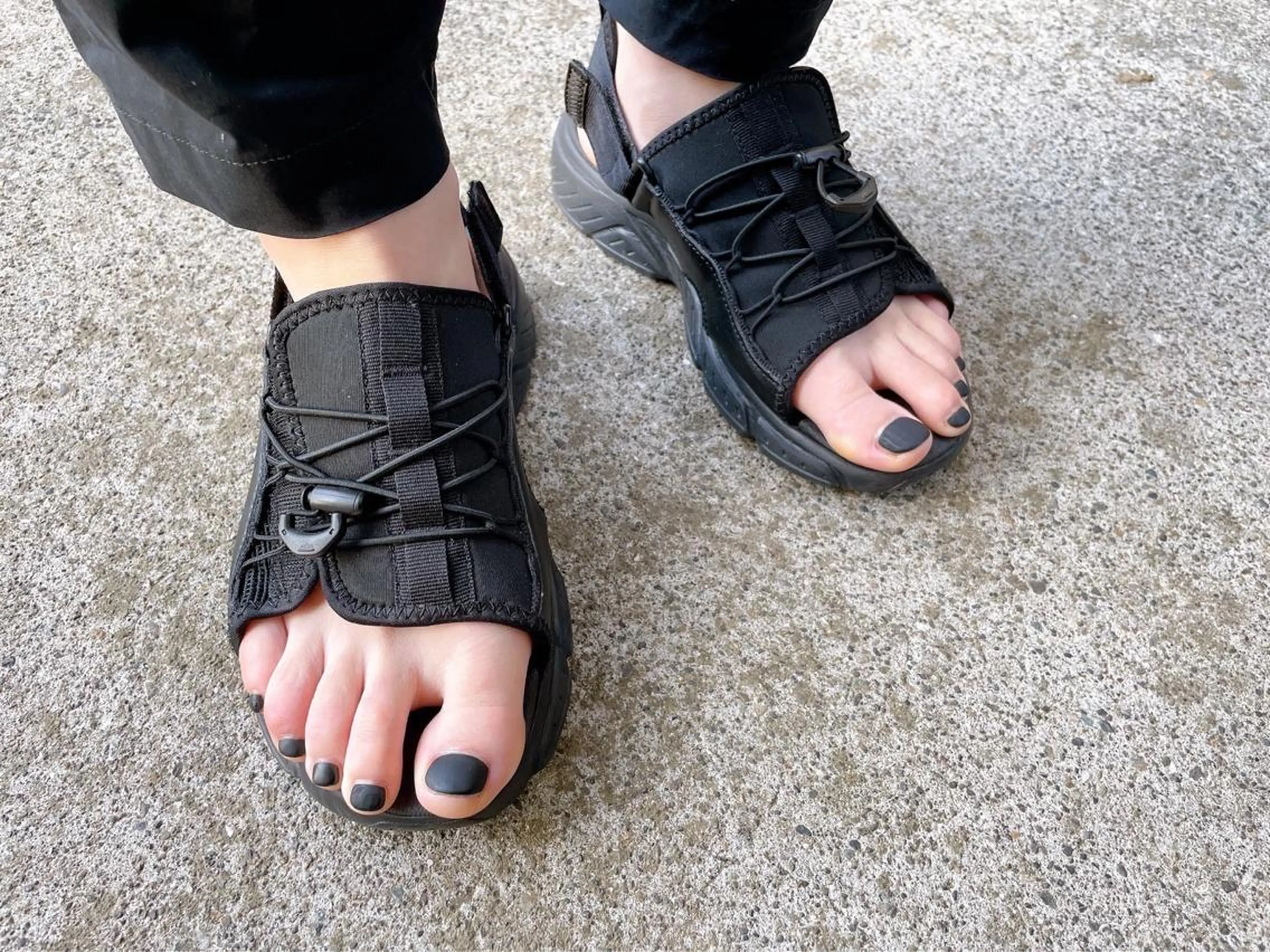 ネイル 桜ネイル フットネイル フレンチネイル ジェルネイル ガラスフレンチ フットネイル kiki nail 二子玉川のネイルデザイン