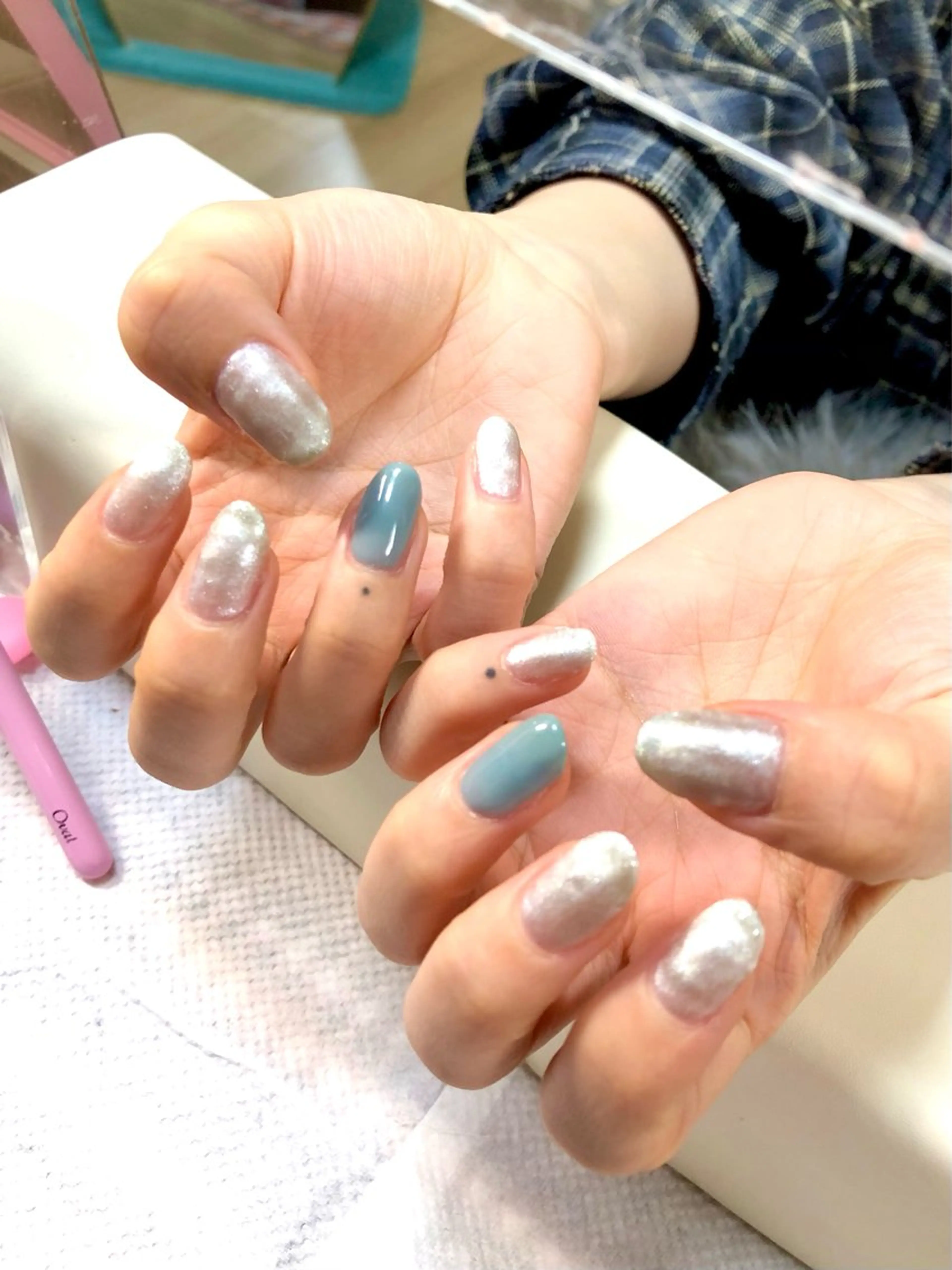 ネイル ブルー シルバー シンプルネイル ハンドネイル meeho所属・salon *meehoのネイルデザイン