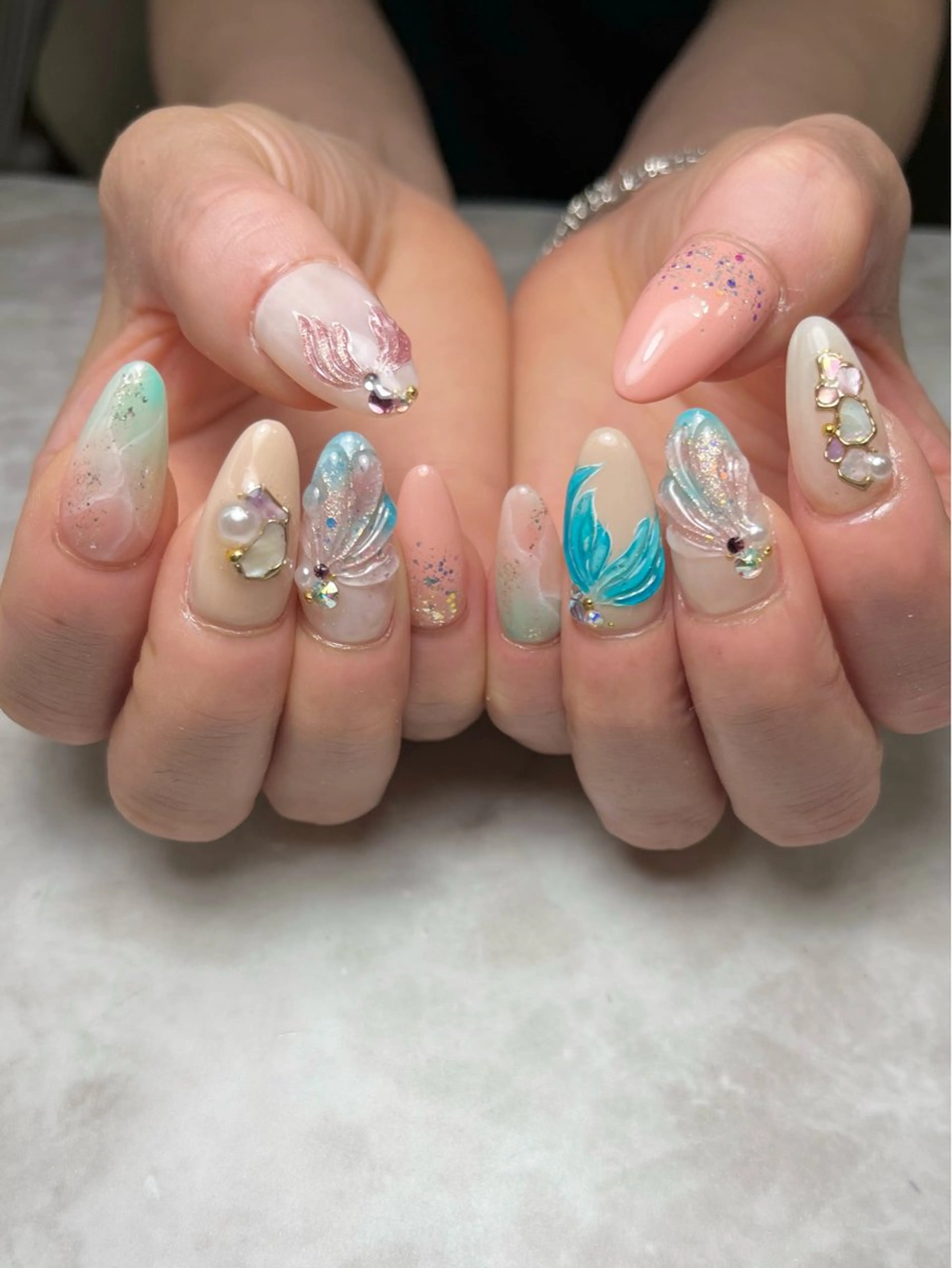 ネイル スカルプネイル ハンドネイル Nailsalon E's cafeのネイルデザイン