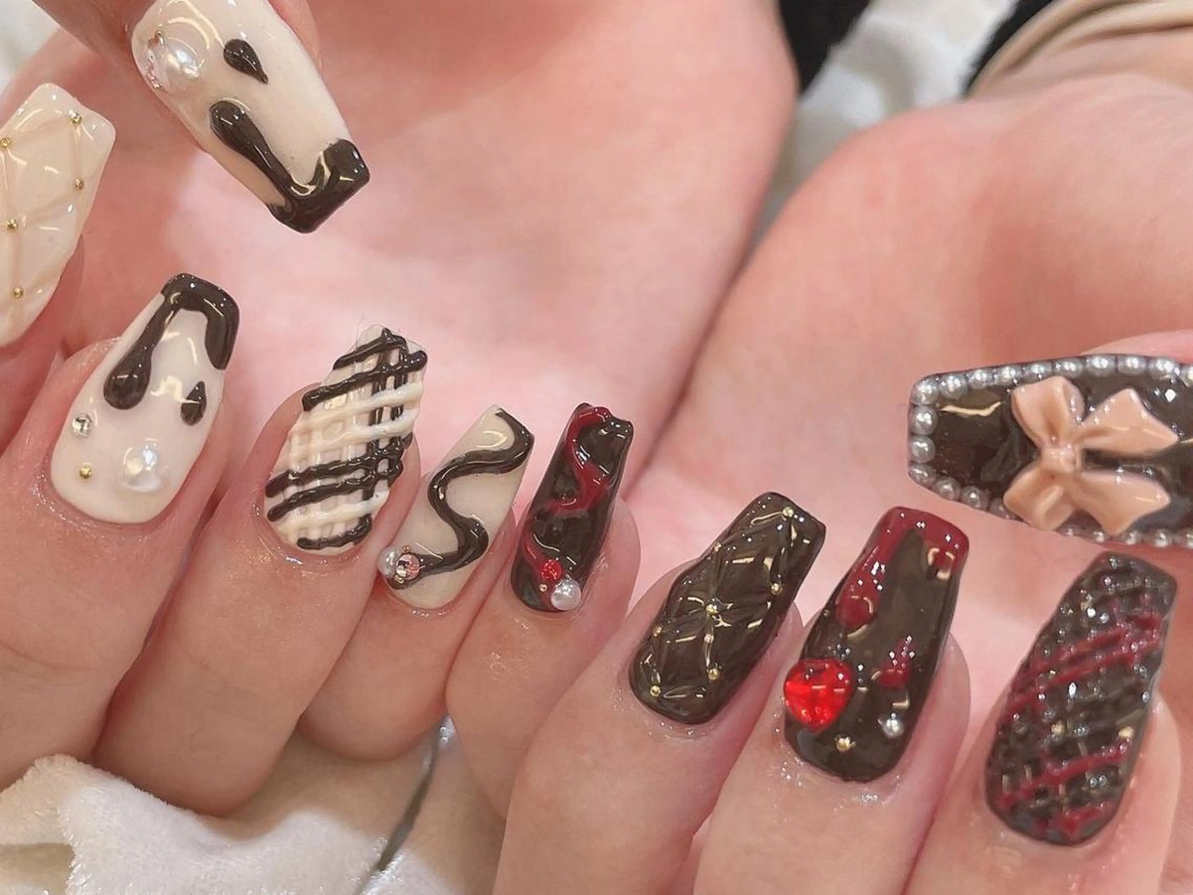 ネイル ハンドネイル VIVIAN リサのネイルデザイン