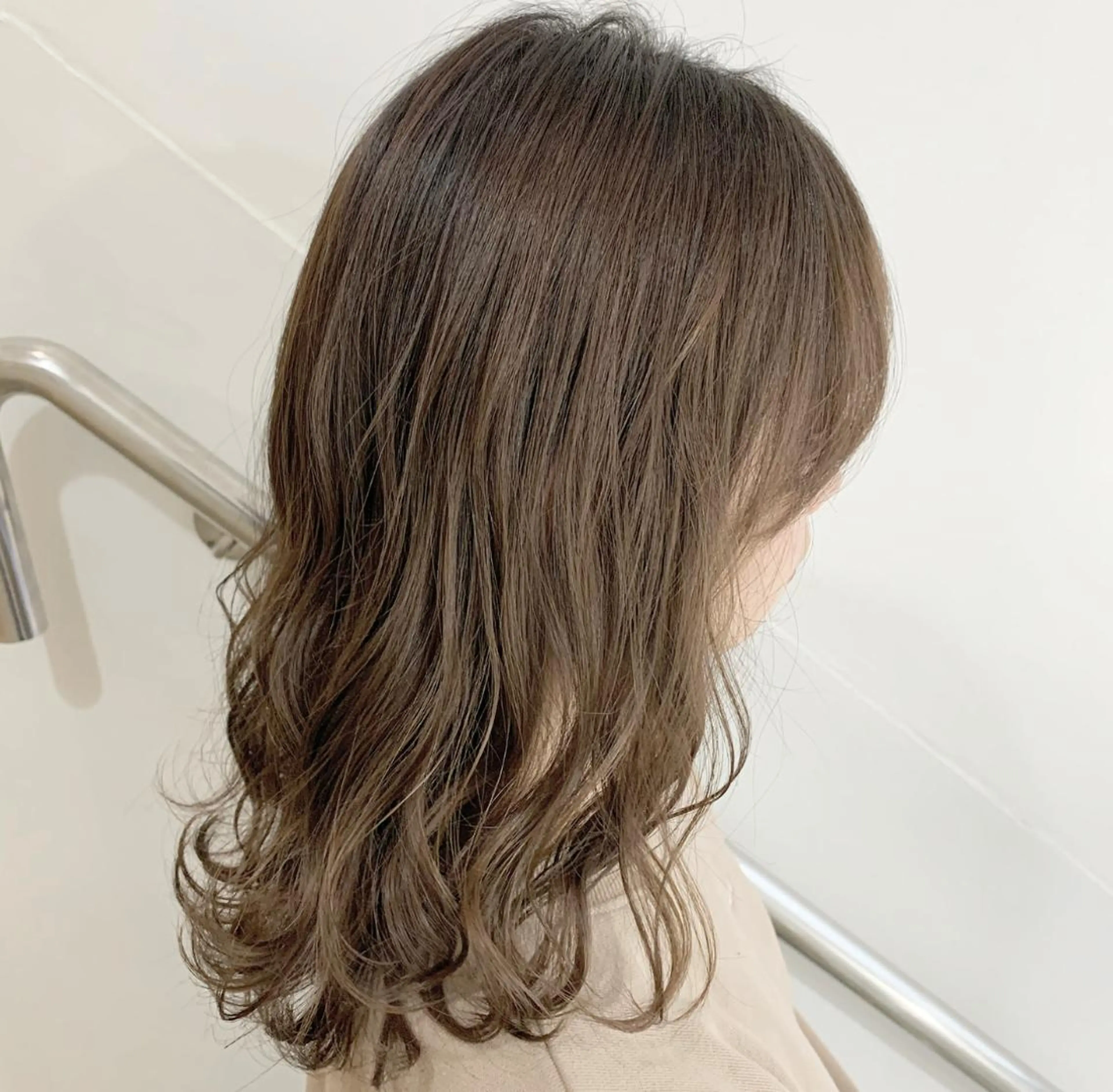 ミディアム カラー 【髪質改善美容師】 KAITOのヘアスタイル