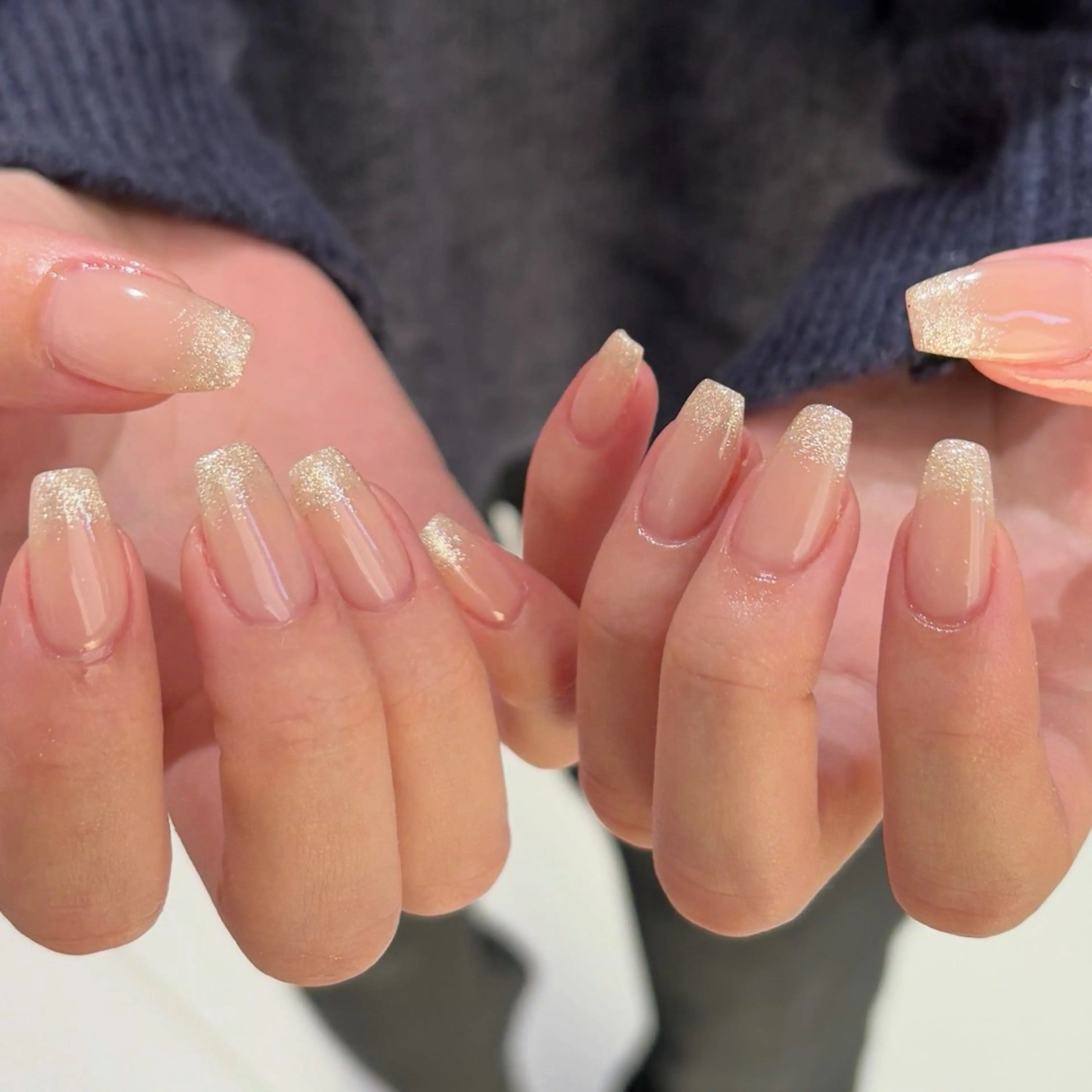 ミディアム ハンドネイル CLALA Ayumiのネイルデザイン