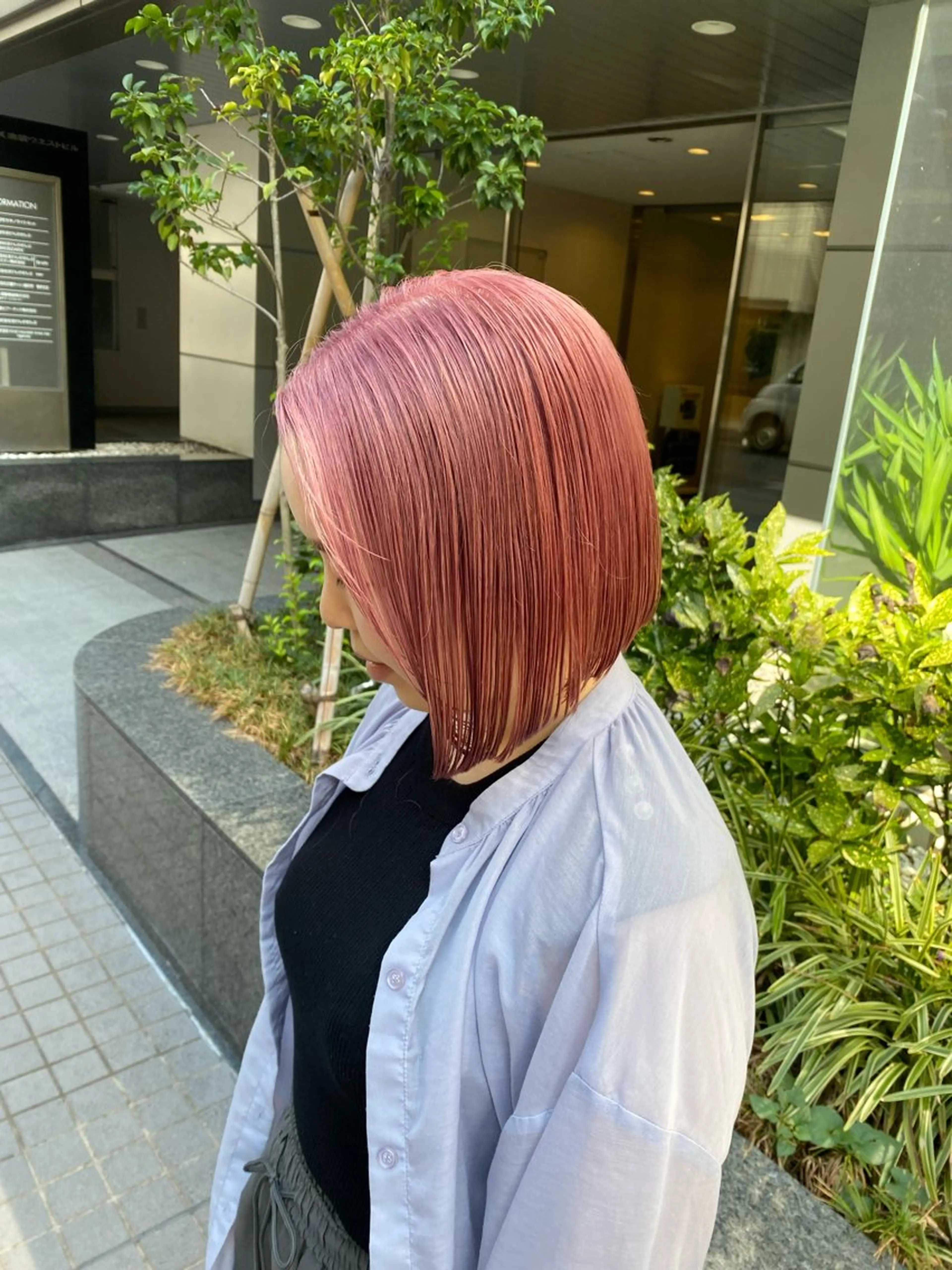 ショート カラー ブリーチ ケアブリーチ ピンクカラー ボブ トリートメント カット ヘアカラー トリートメント Riganuts池袋 Hayato✂︎のヘアスタイル