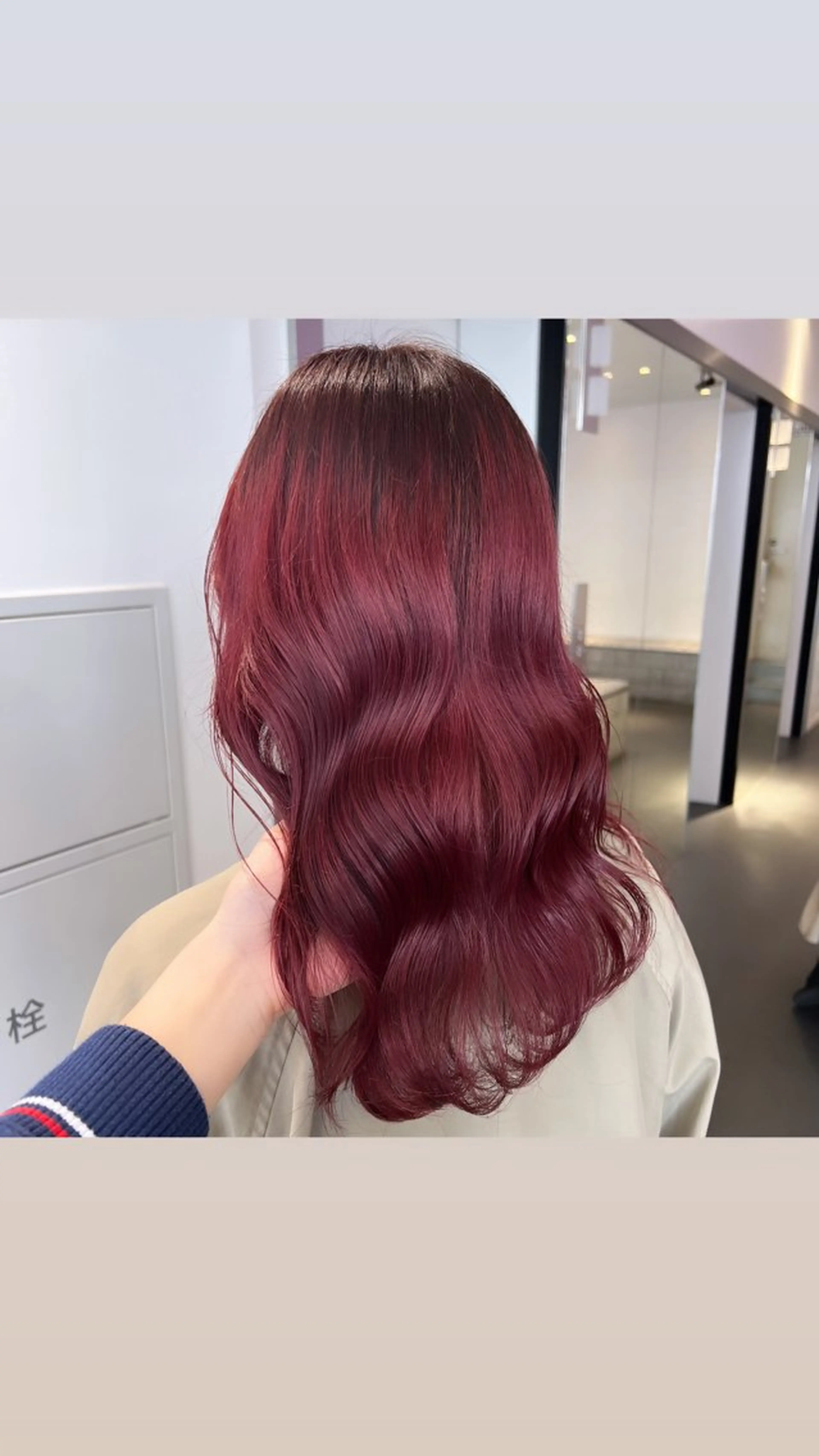 カラー ヘアカラー トリートメント 🌼動き×透明感🩵 ハイトーン/ナナのヘアスタイル