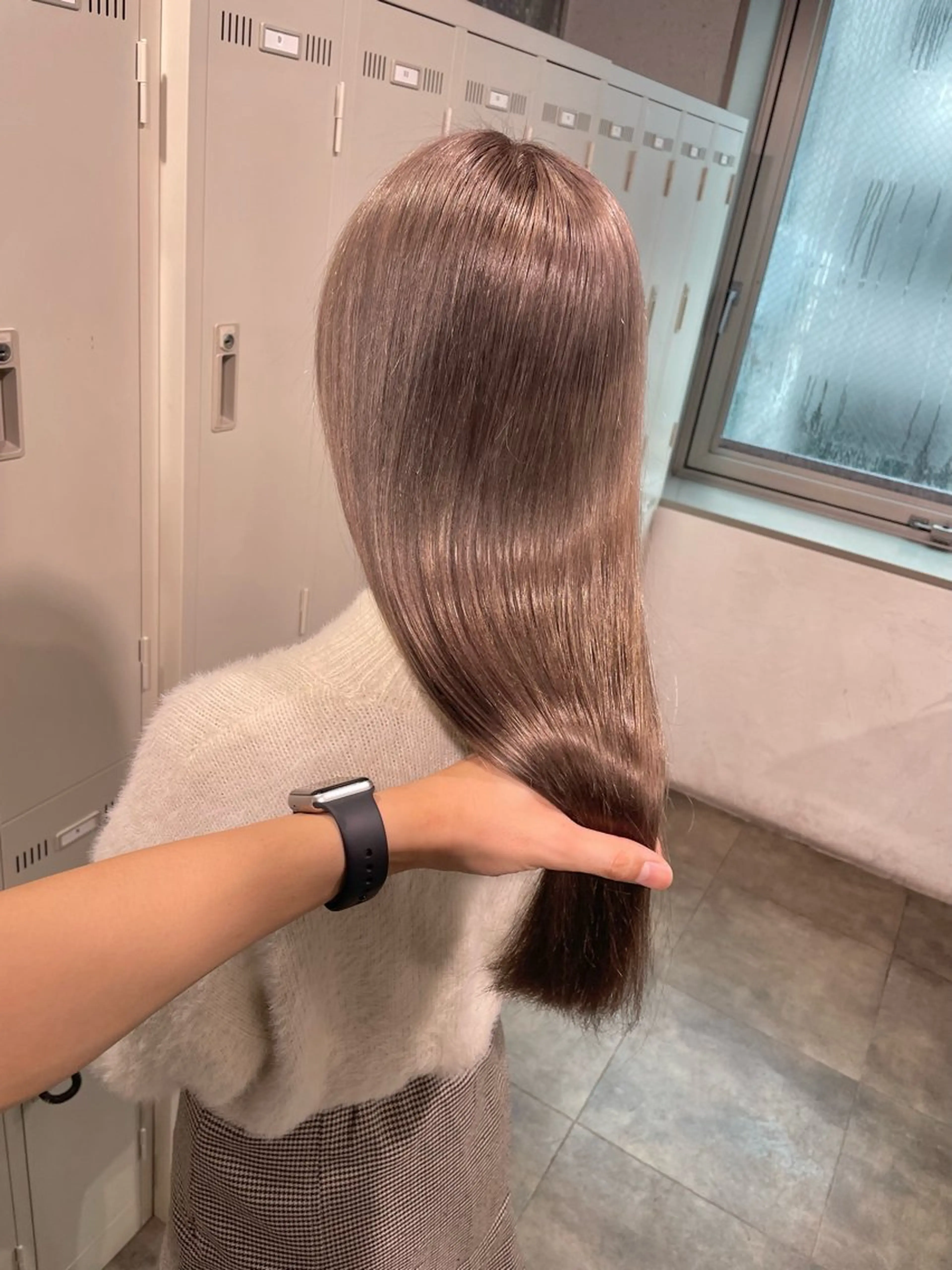 ロング カラー ヘアカラー トリートメント ヘッドスパ ヘアセット ベージュカラー💖 やすひろのヘアスタイル