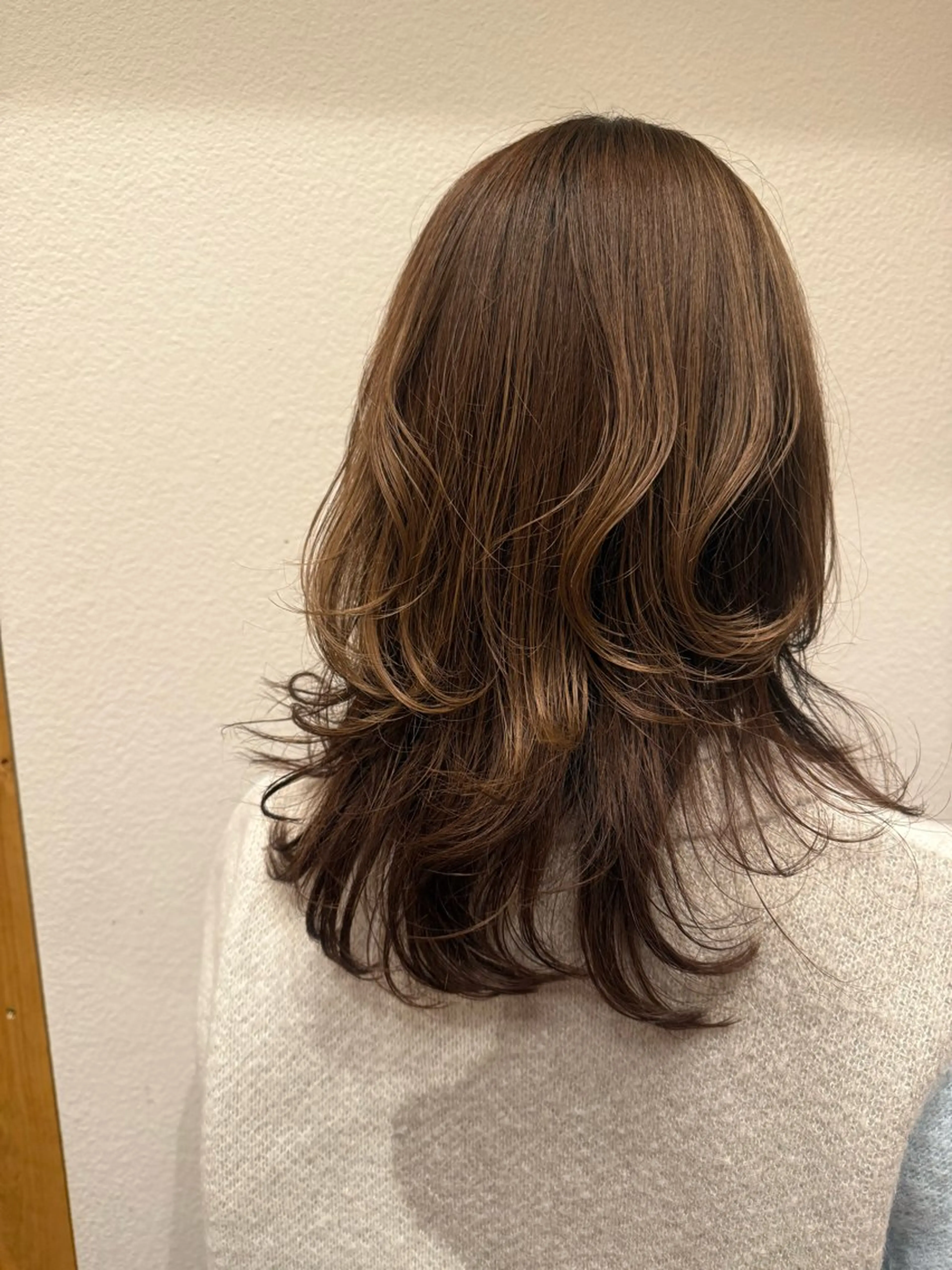 ロング レイヤーカット ロング パライソ竜美丘店 中根 奈緒のヘアスタイル