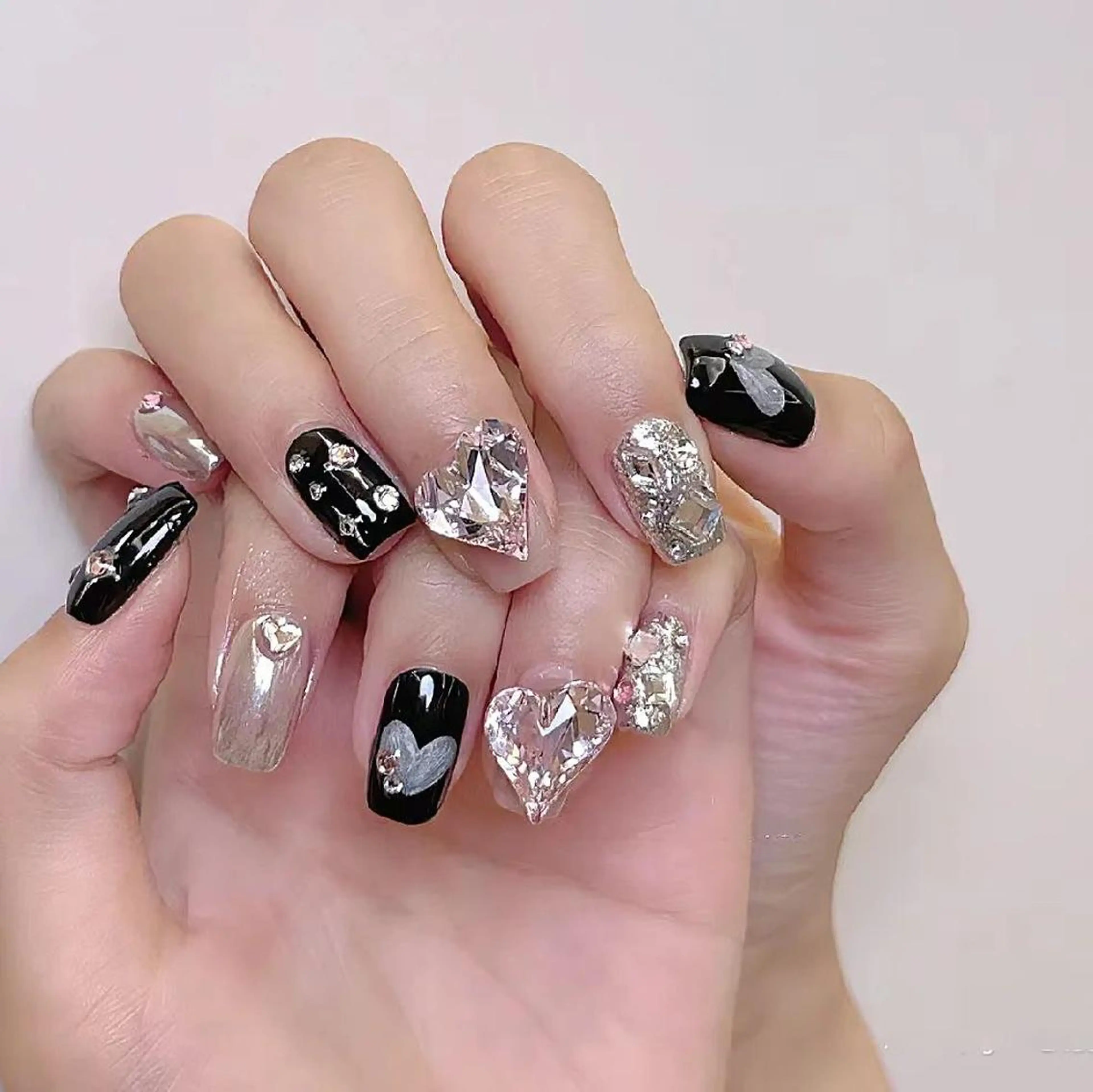 ネイル 畠山 ゆいのネイルデザイン