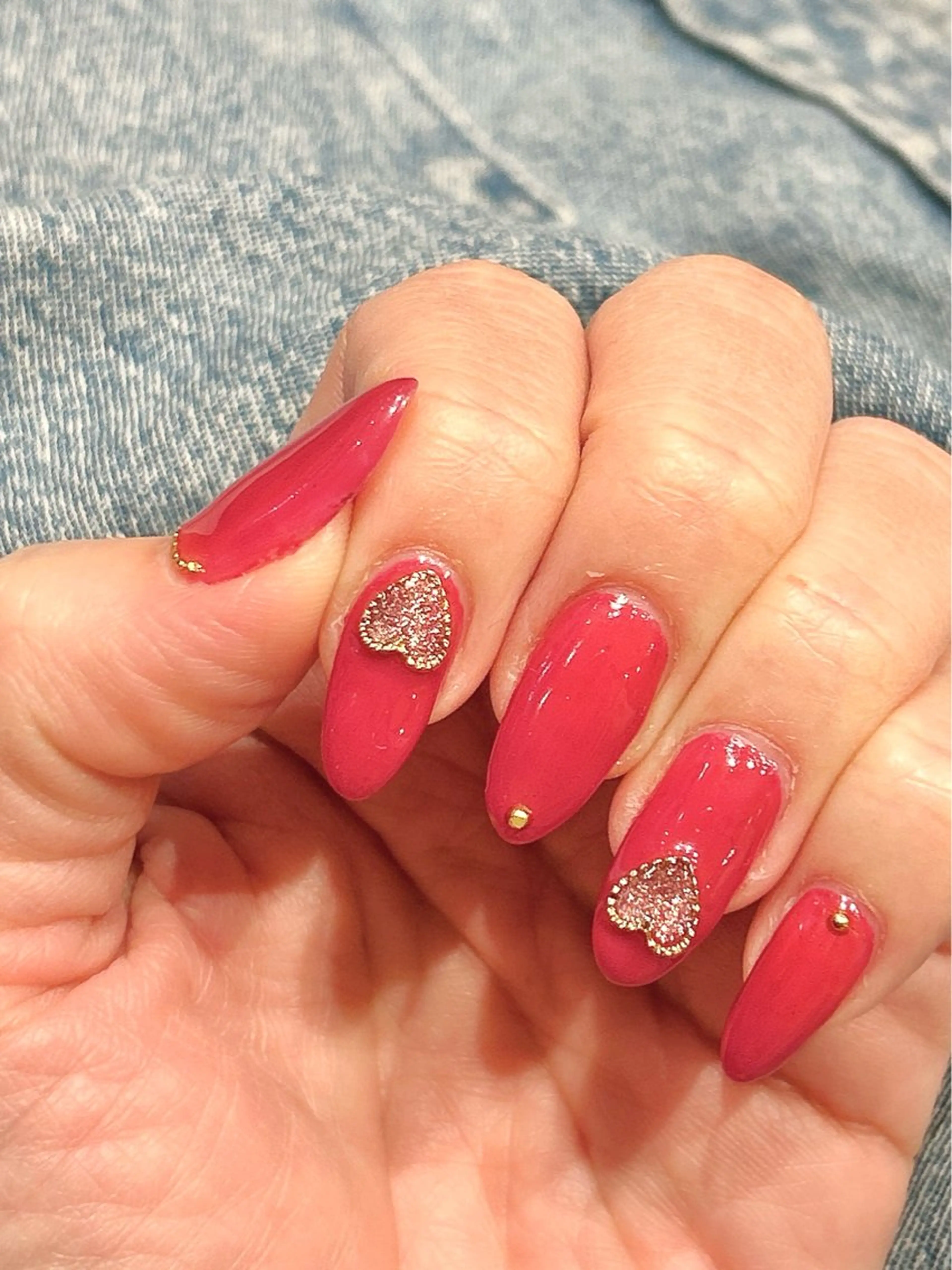 ネイル ボルドー フラッシュネイル フラッシュマグ ハート マグネットネイル ハンドネイル takamin._.nail所属・オーダーメイド専門 takamiのネイルデザイン