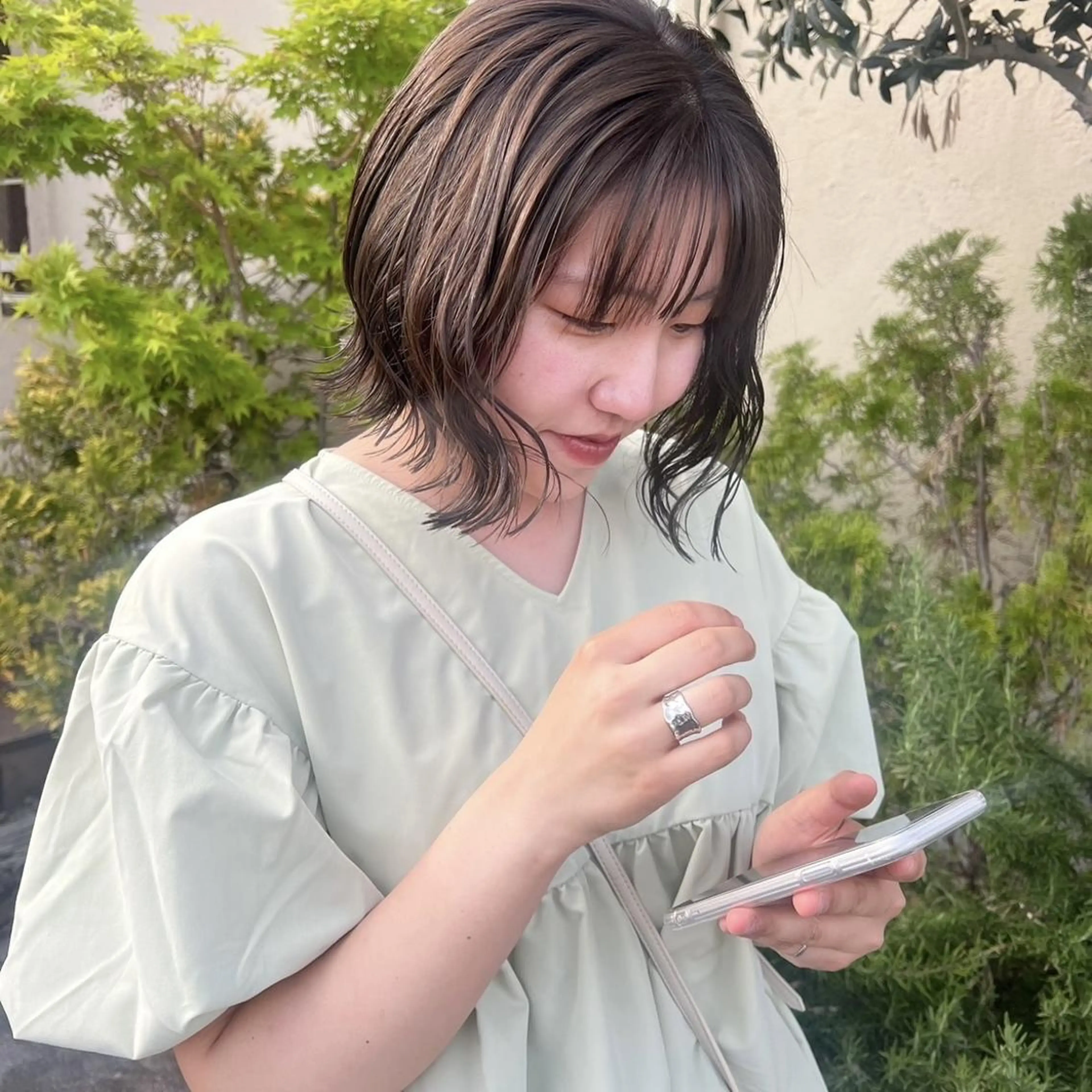 ミディアム カット ヘアカラー トリートメント 吉井 凜音のヘアスタイル