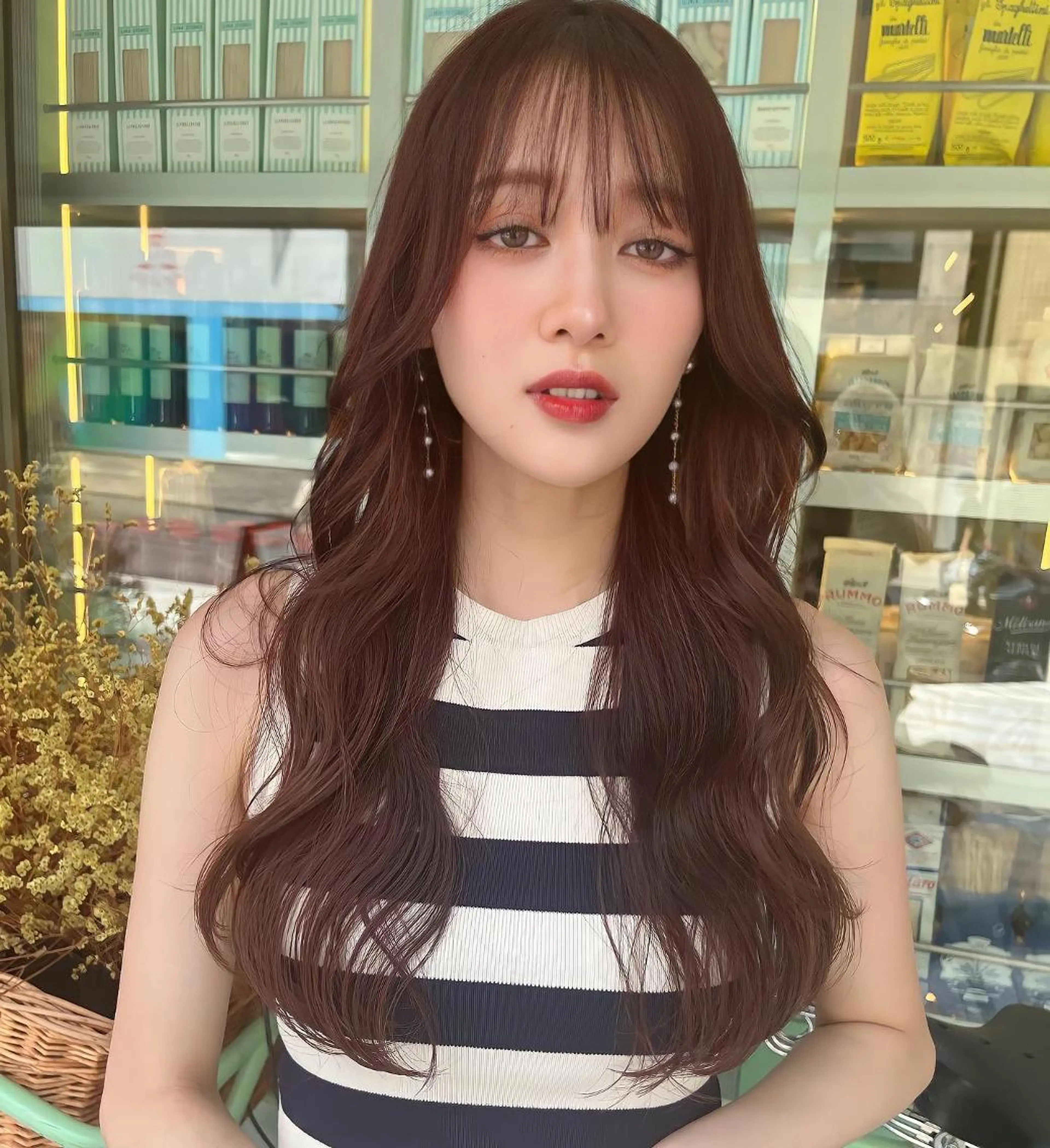 ミディアム カラー ヘアアレンジ ミディアムパーマ ベージュカラー 透明感カラー ハイライトカラー ピンクカラー 韓国/髪質改善💘 櫻井かれんのヘアスタイル