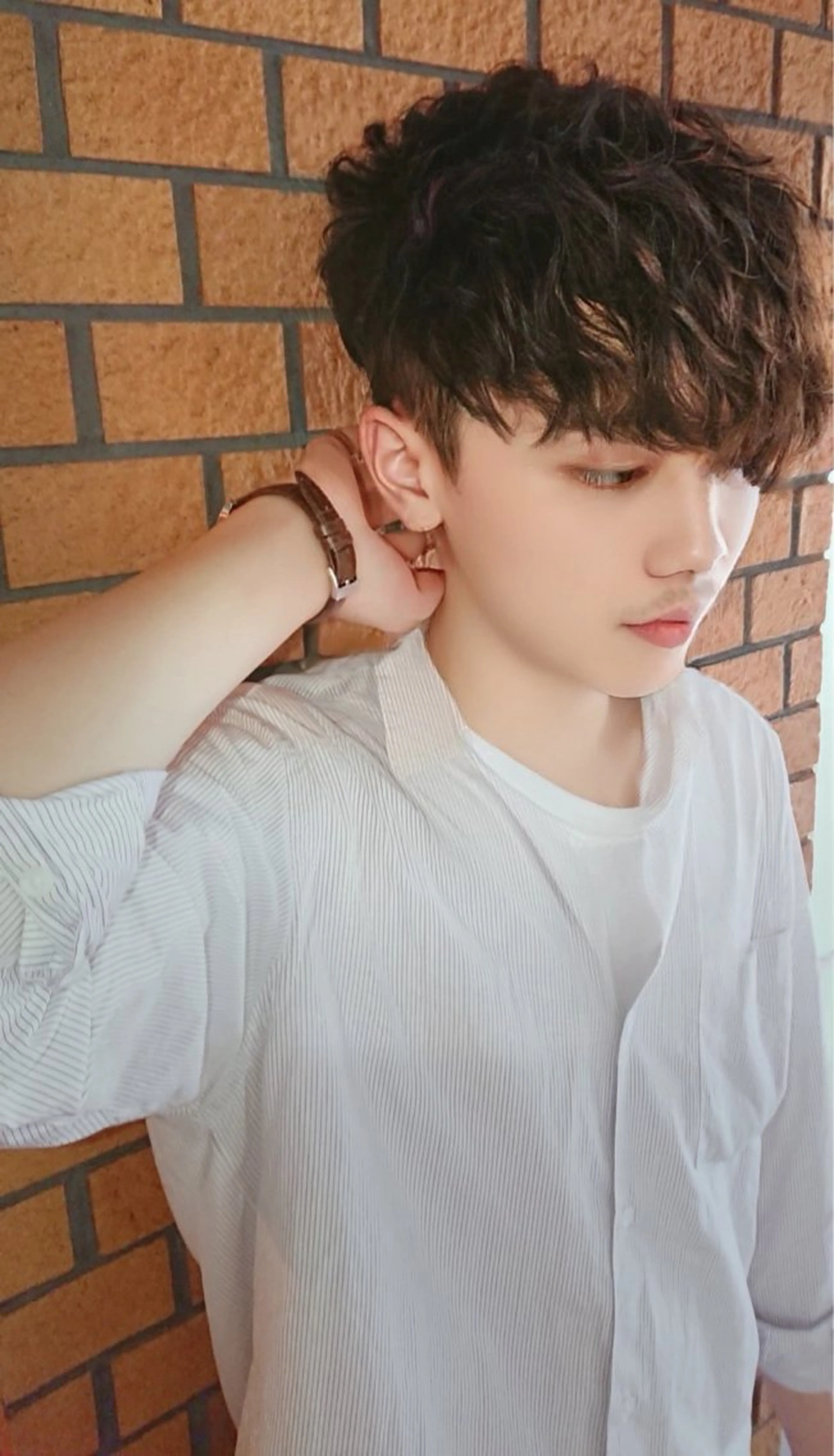 ショート パーマ メンズ メンズパーマ メンズツイストパーマ ツーブロック ツイストパーマ au美容室所属・au栄矢場町 水素髪質改善Tのヘアスタイル