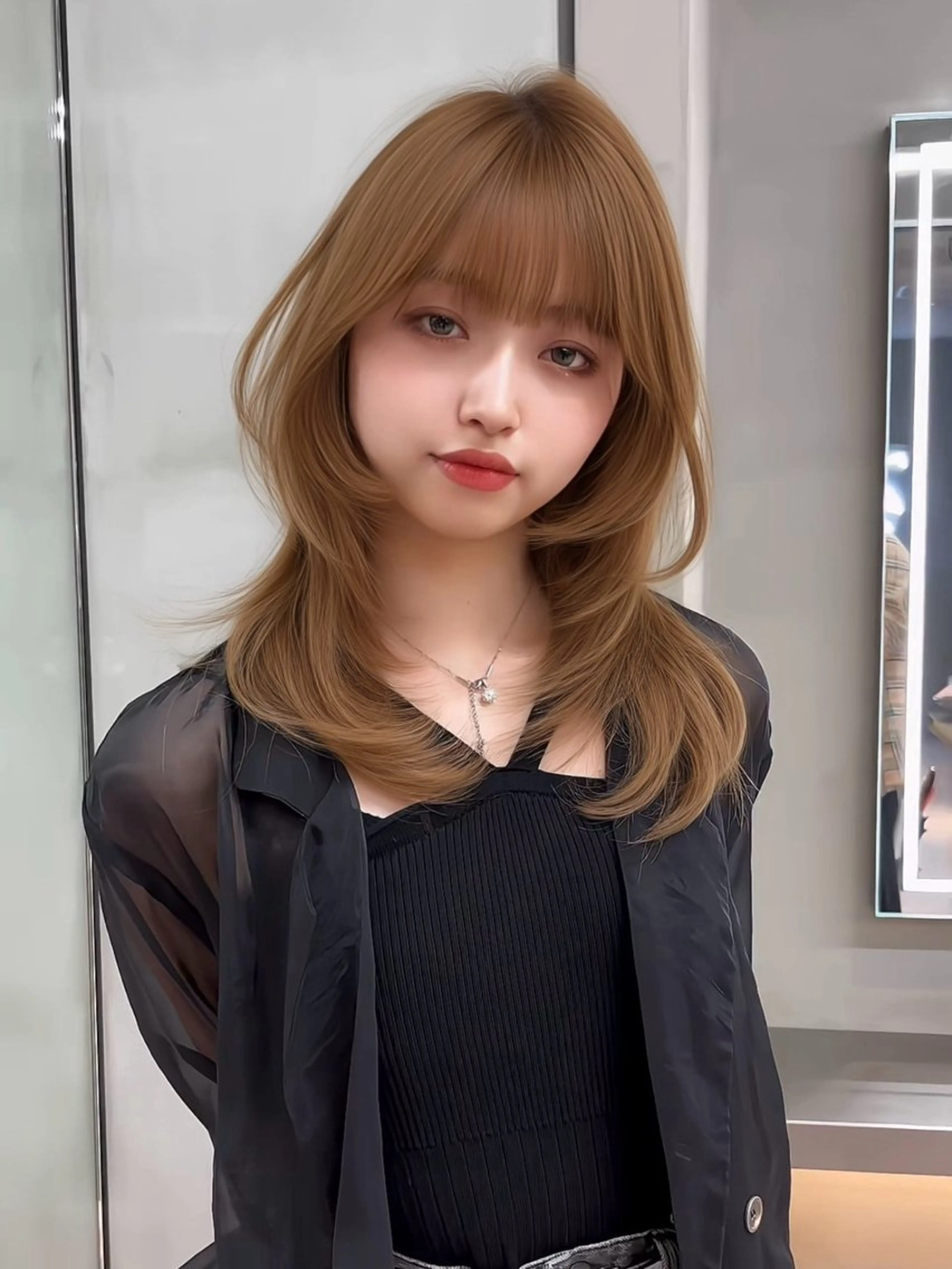 ミディアム カラー 髪質改善 縮毛矯正 【美髪矯正】 吉村　清志のヘアスタイル