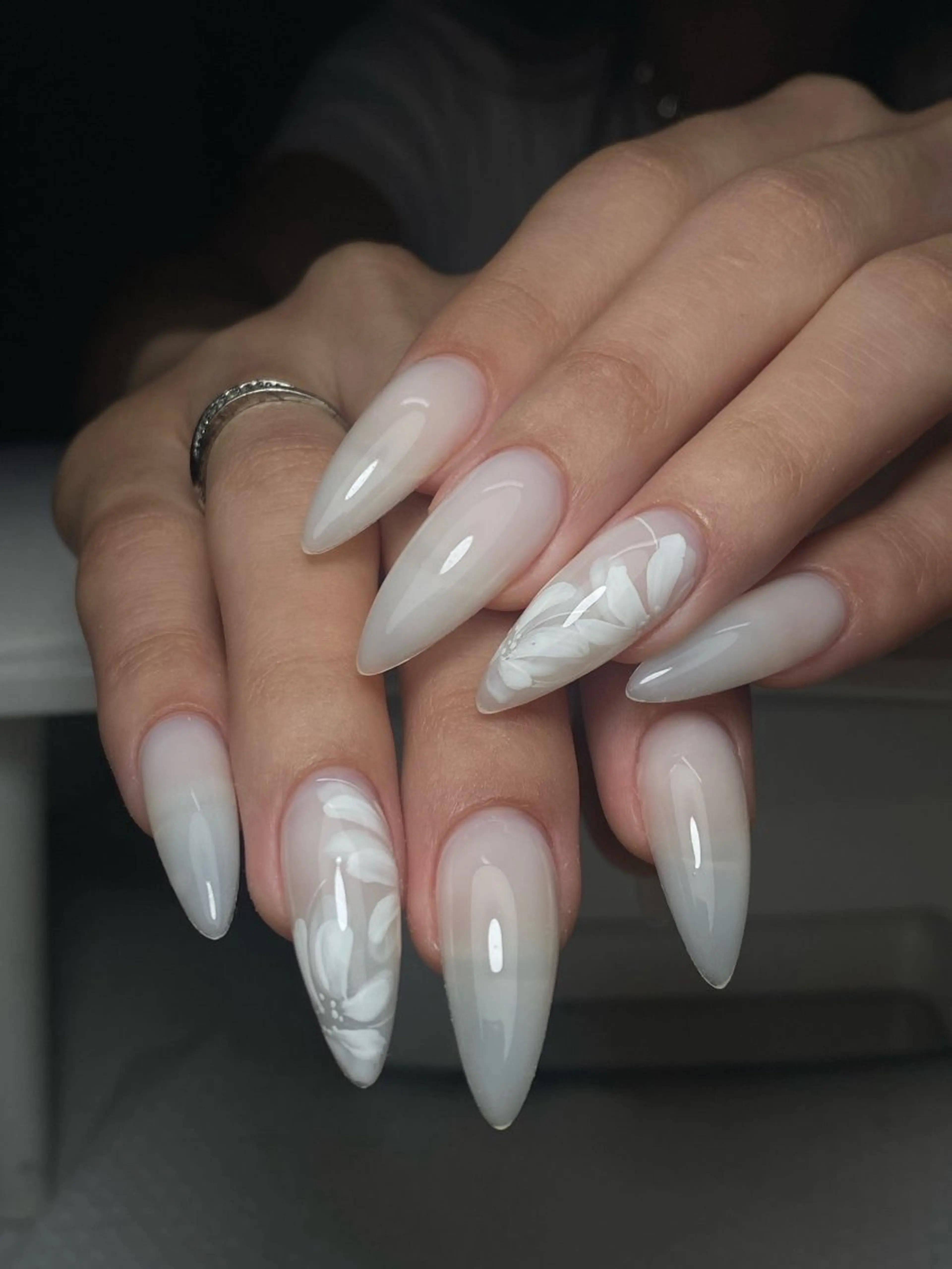 ネイル Isinha Nailsのネイルデザイン