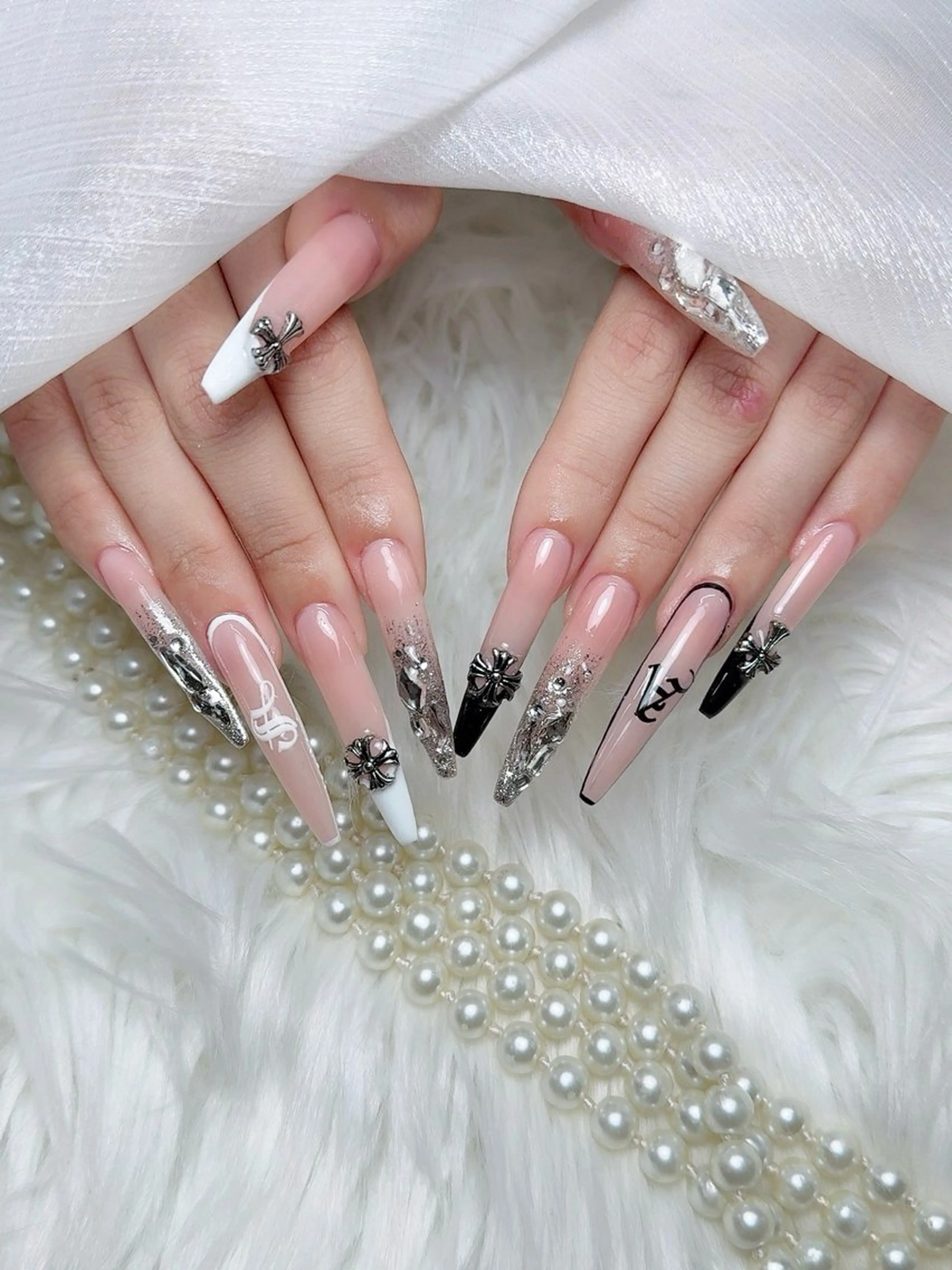 ネイル ENsalon Takareiのネイルデザイン