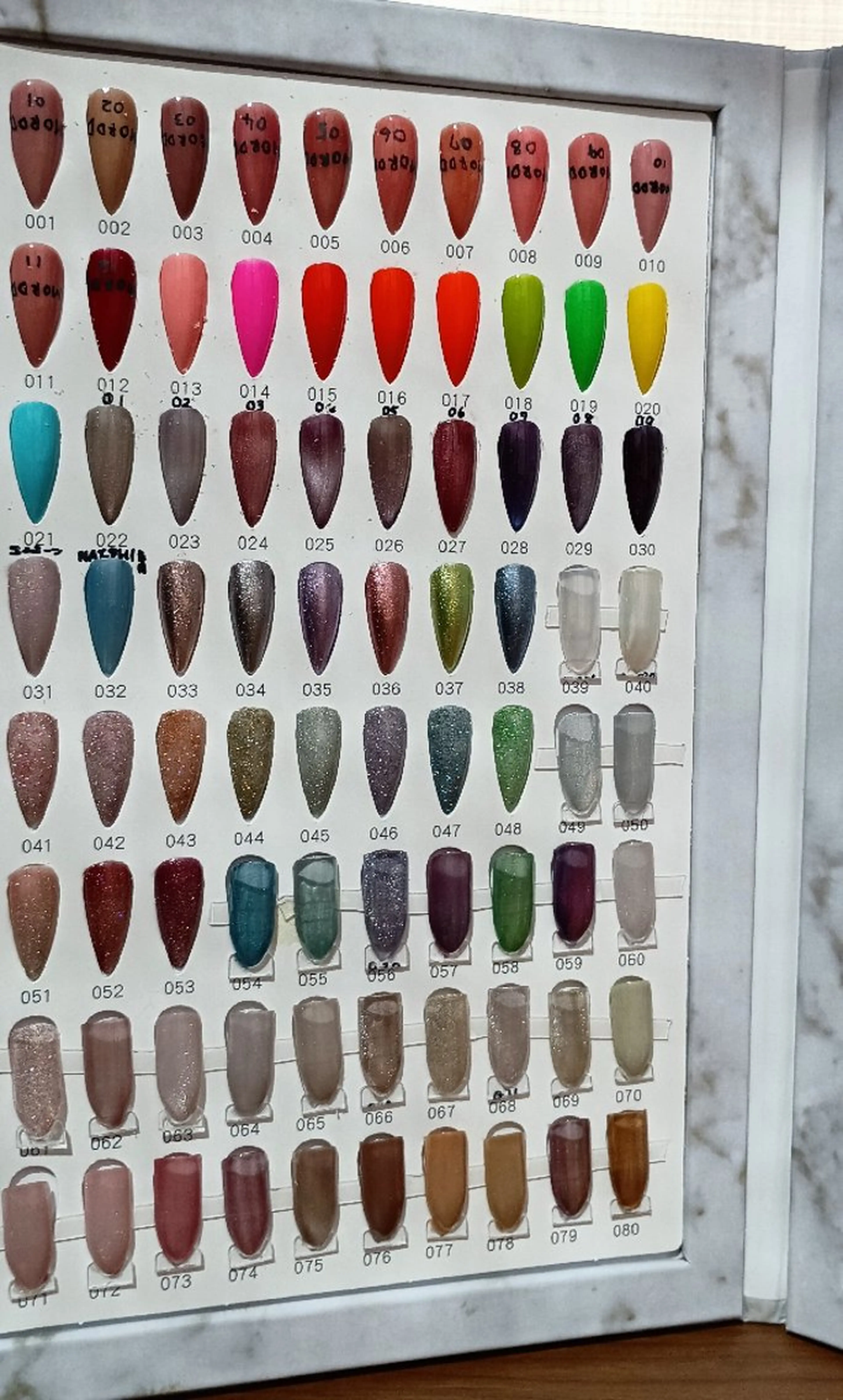 ネイル 中島 泰子のネイルデザイン