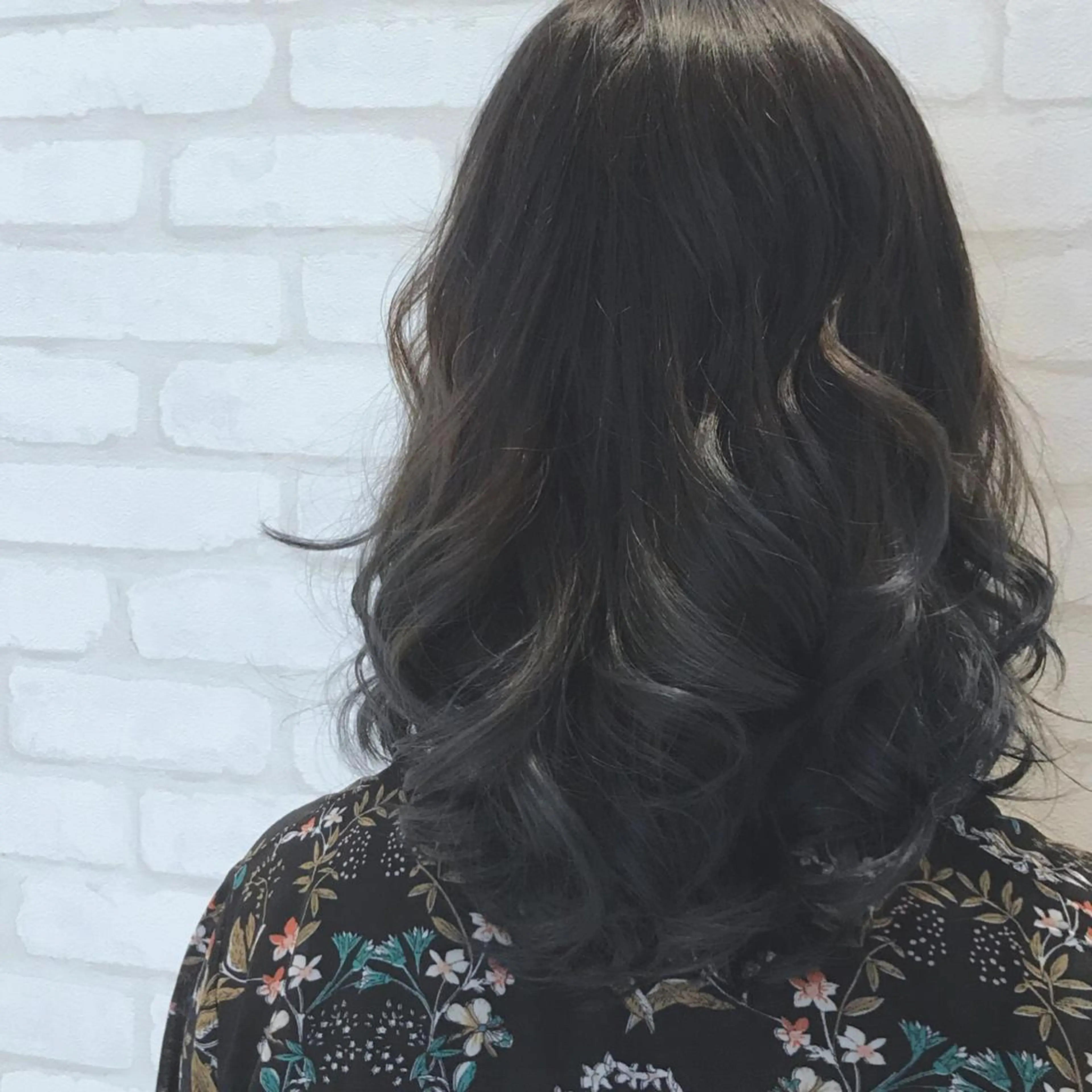 ミディアム カラー ブルーカラー ブルージュ 【髪質改善】 夏目結以のヘアスタイル