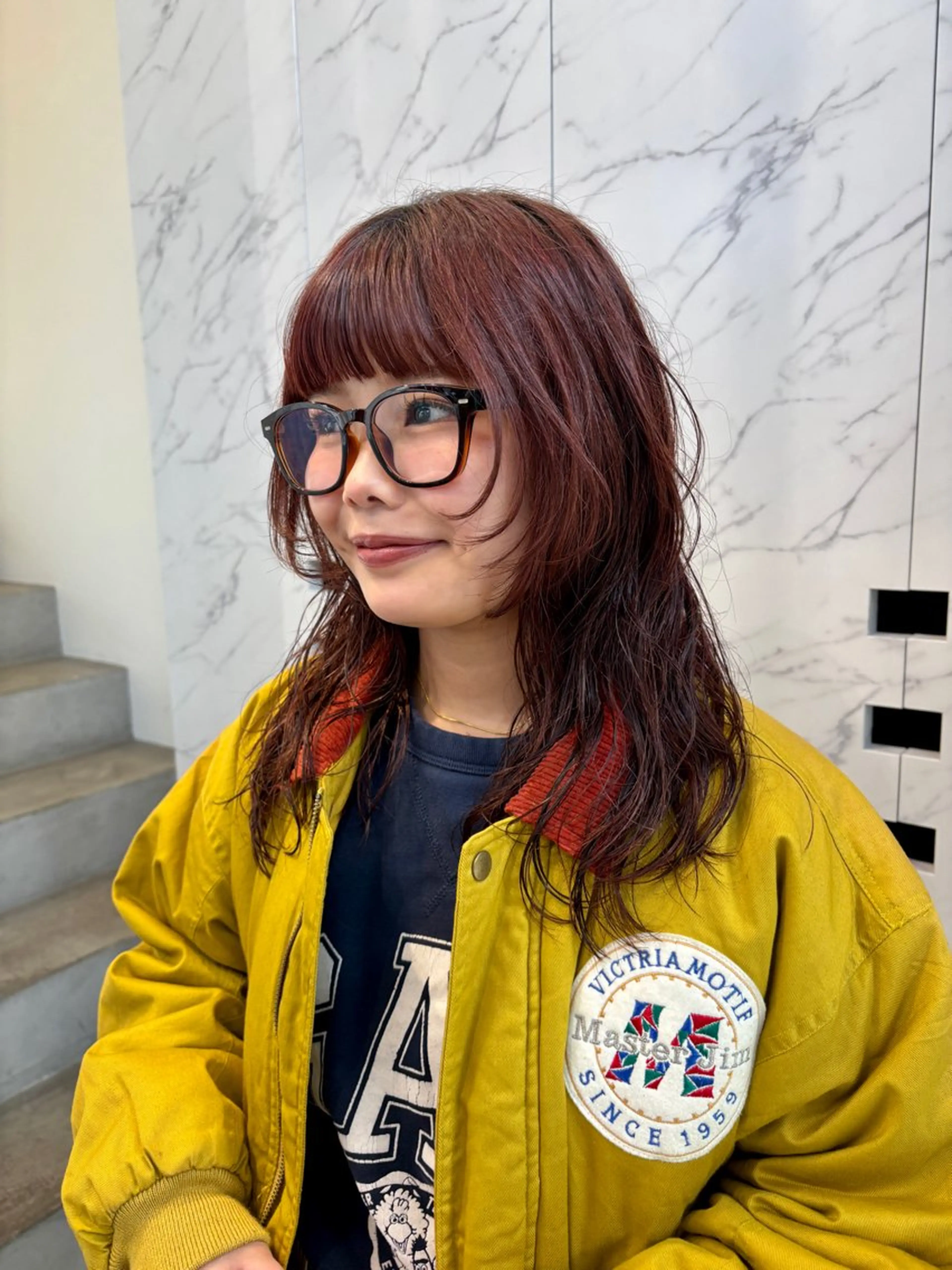 セミロング 顔まわりレイヤー レイヤーカット カット miu /透明感カラーのヘアスタイル