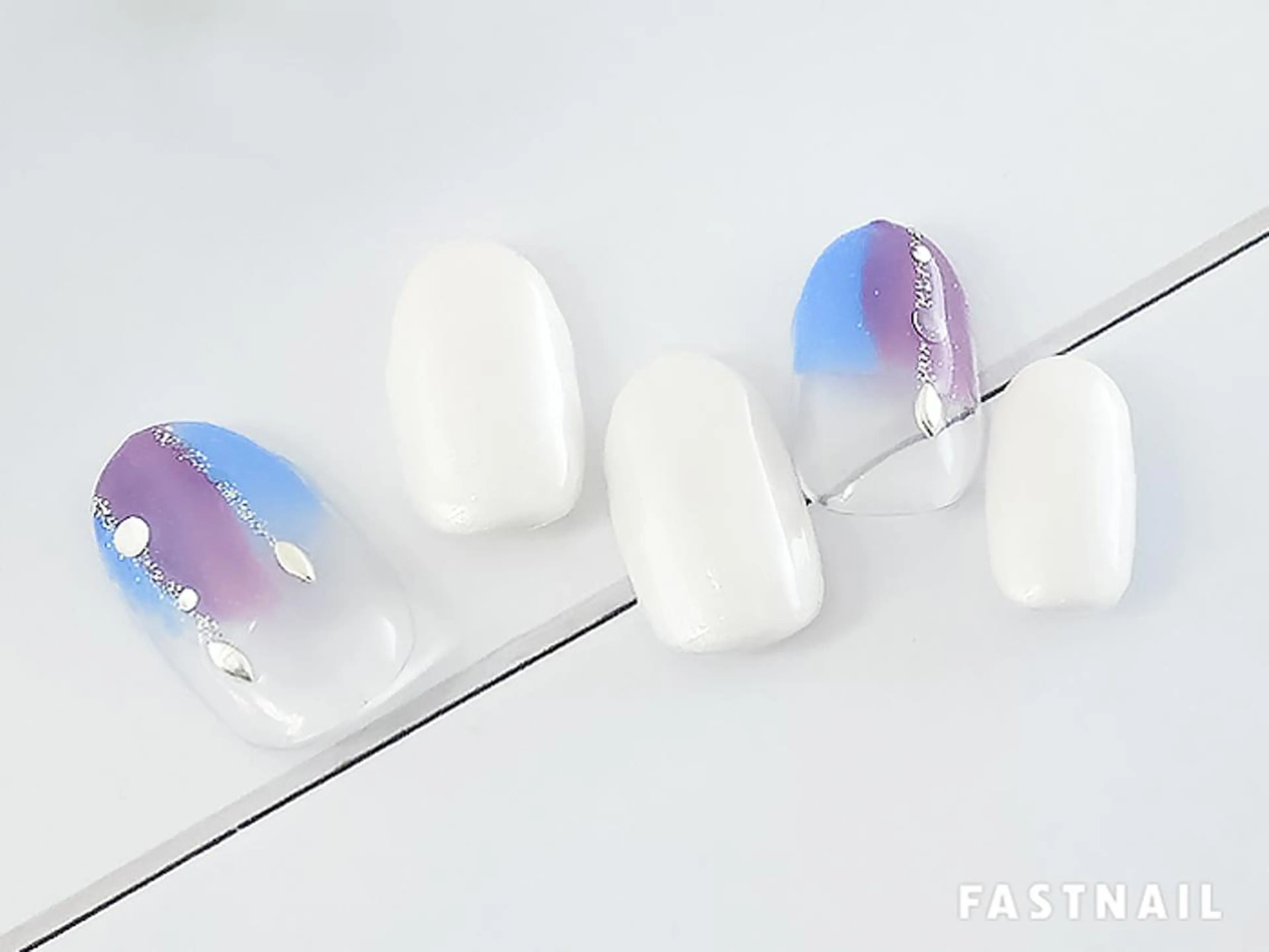 ネイル ファストネイル 池袋東口駅前店のネイルデザイン