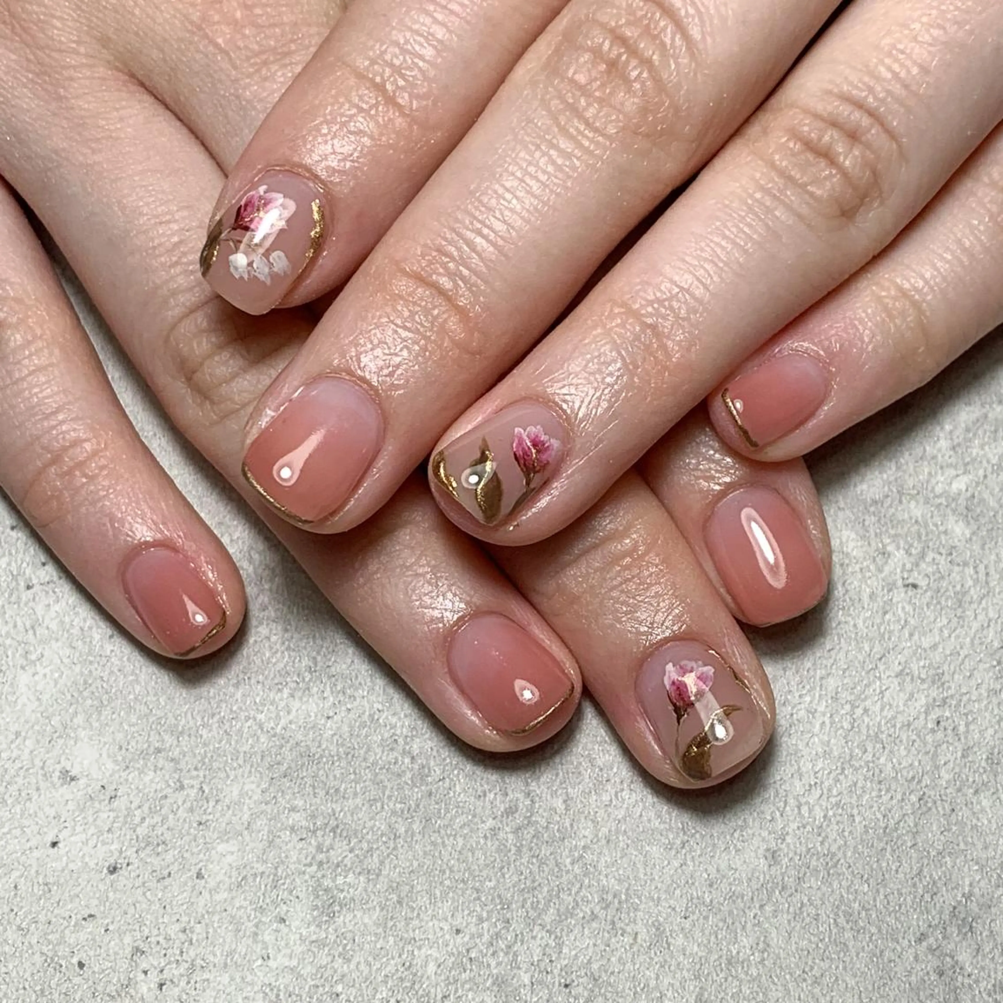 ネイル atelier　FIORITURA所属・FIORITURA aiのネイルデザイン