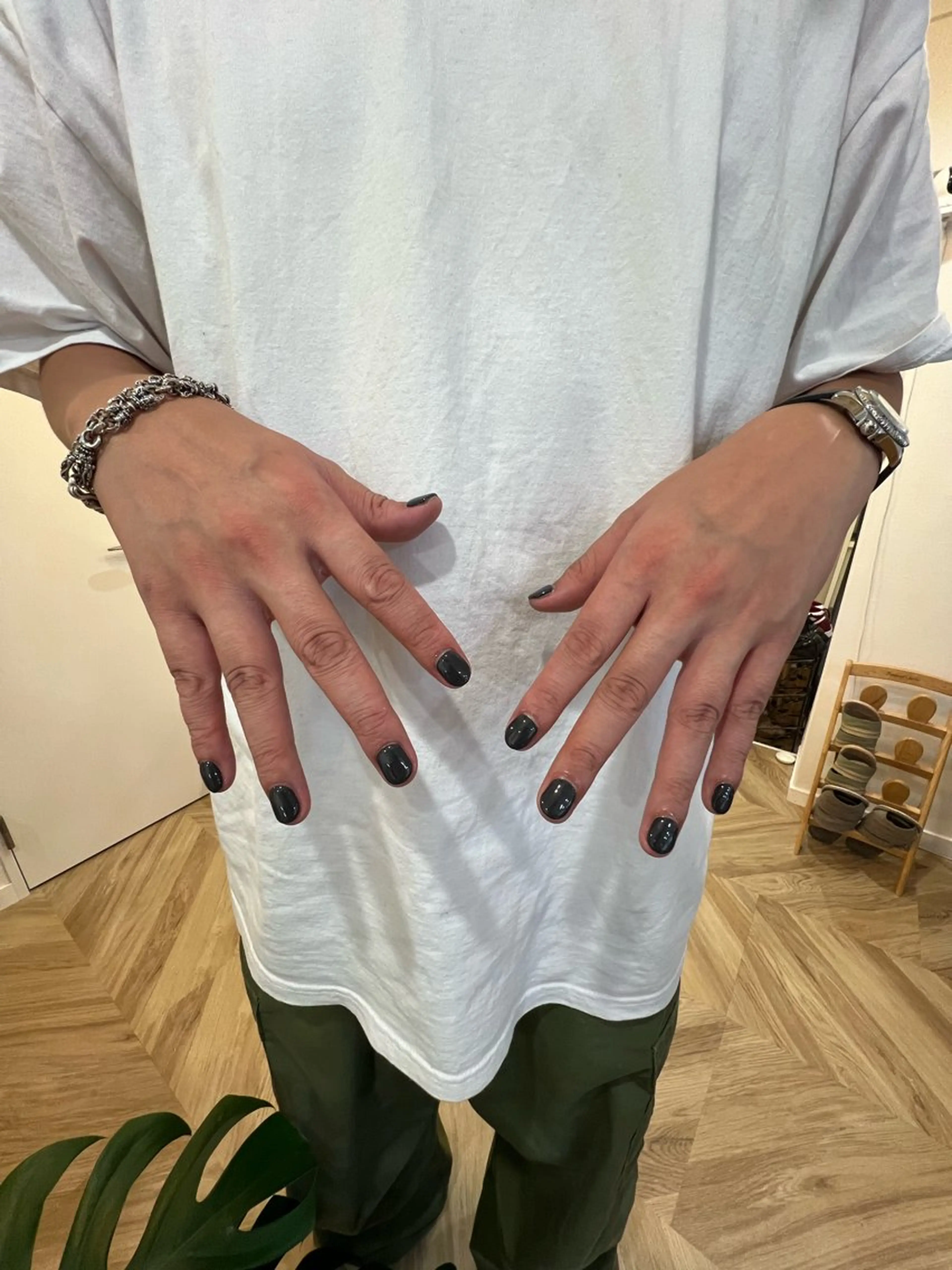 ネイル ハンドネイル フットネイル ハンドケア Nes.Nail所属・Miyagi Asamiのネイルデザイン