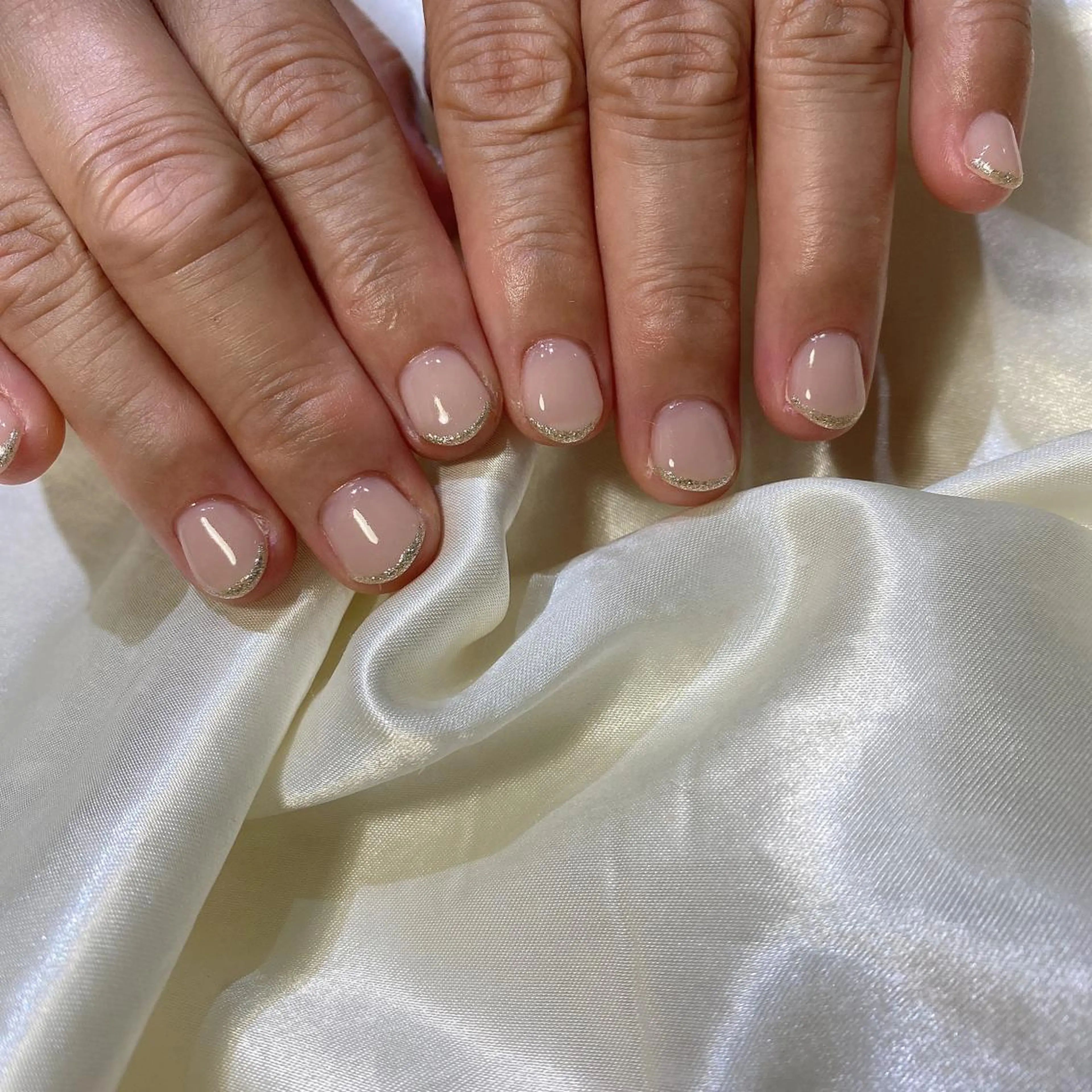 ネイル ハンドネイル 西岡 杏のネイルデザイン