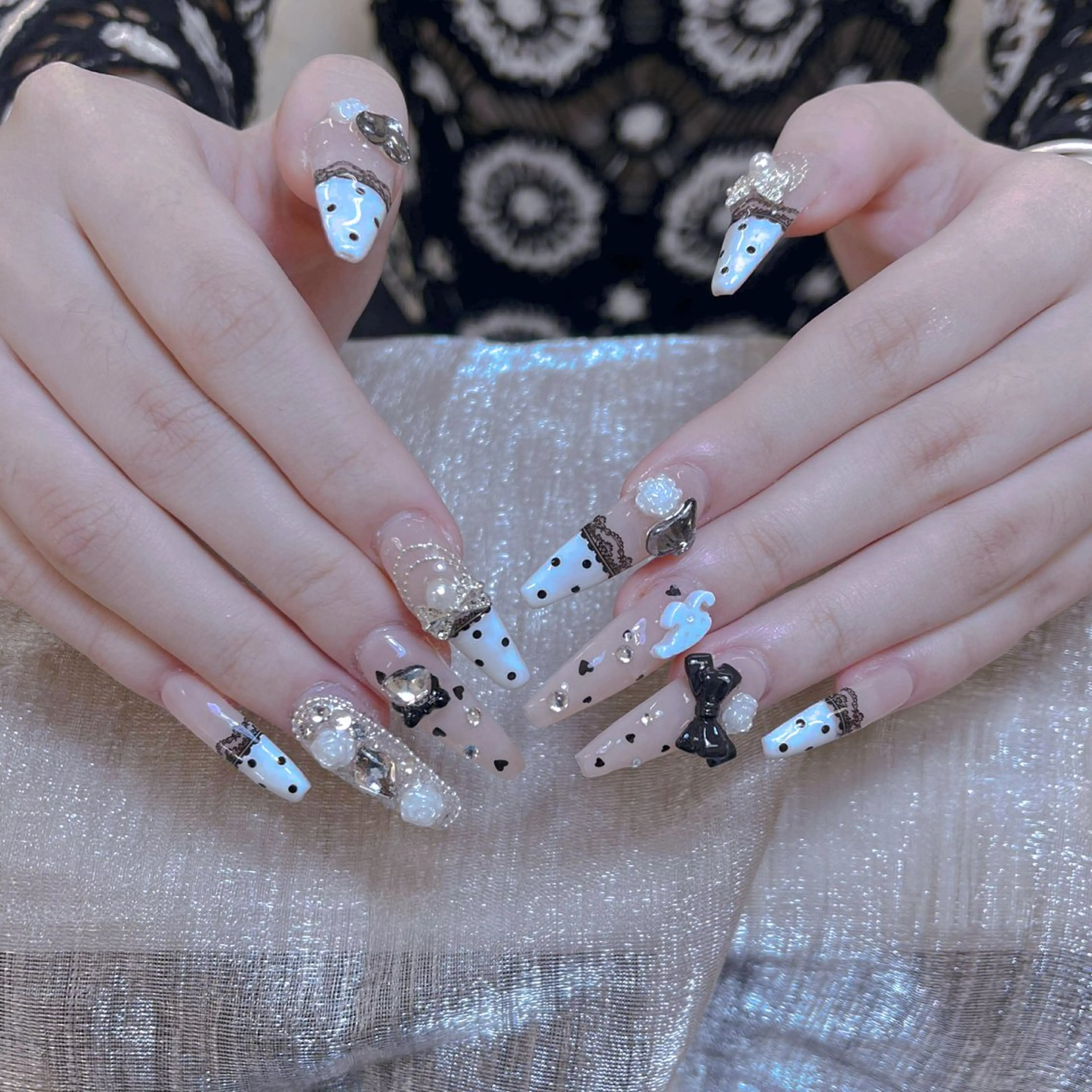 ネイル ハンドネイル ANH NAIL ゴテゴテ専門店💎のネイルデザイン