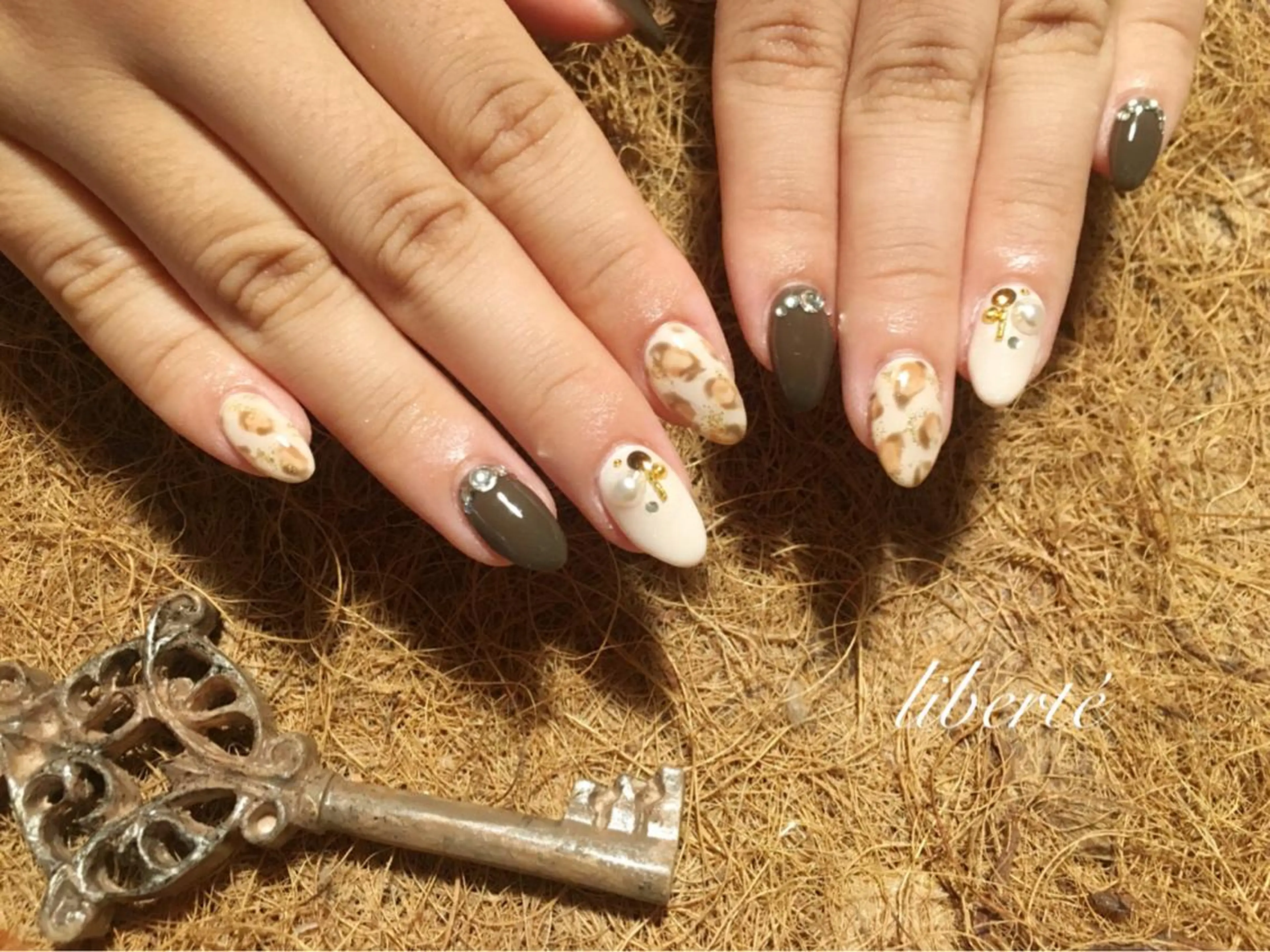 ネイル liberté (リベルテ)のネイルデザイン