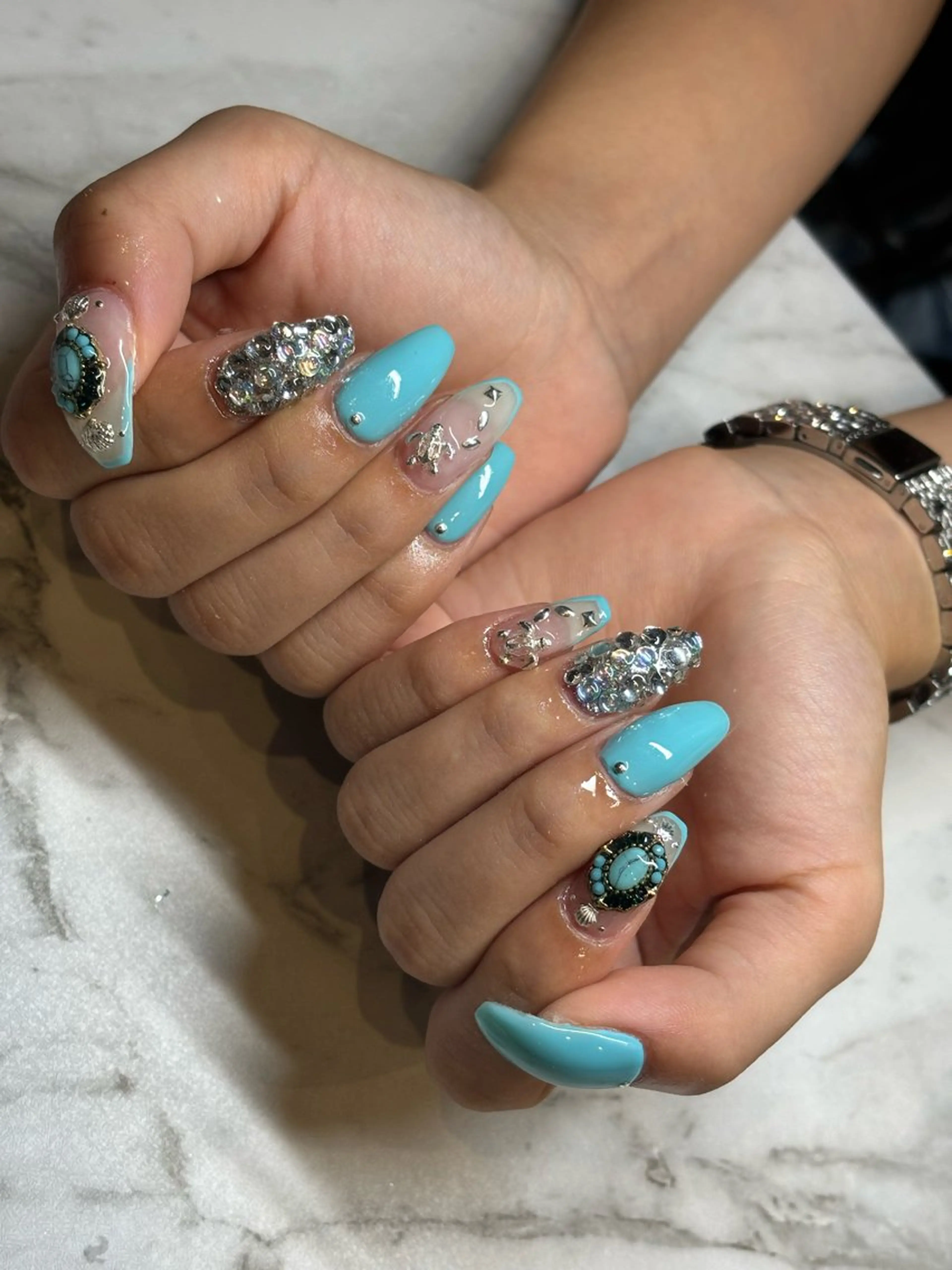 ネイル Beauty salon amour所属・宮崎 愛音のネイルデザイン