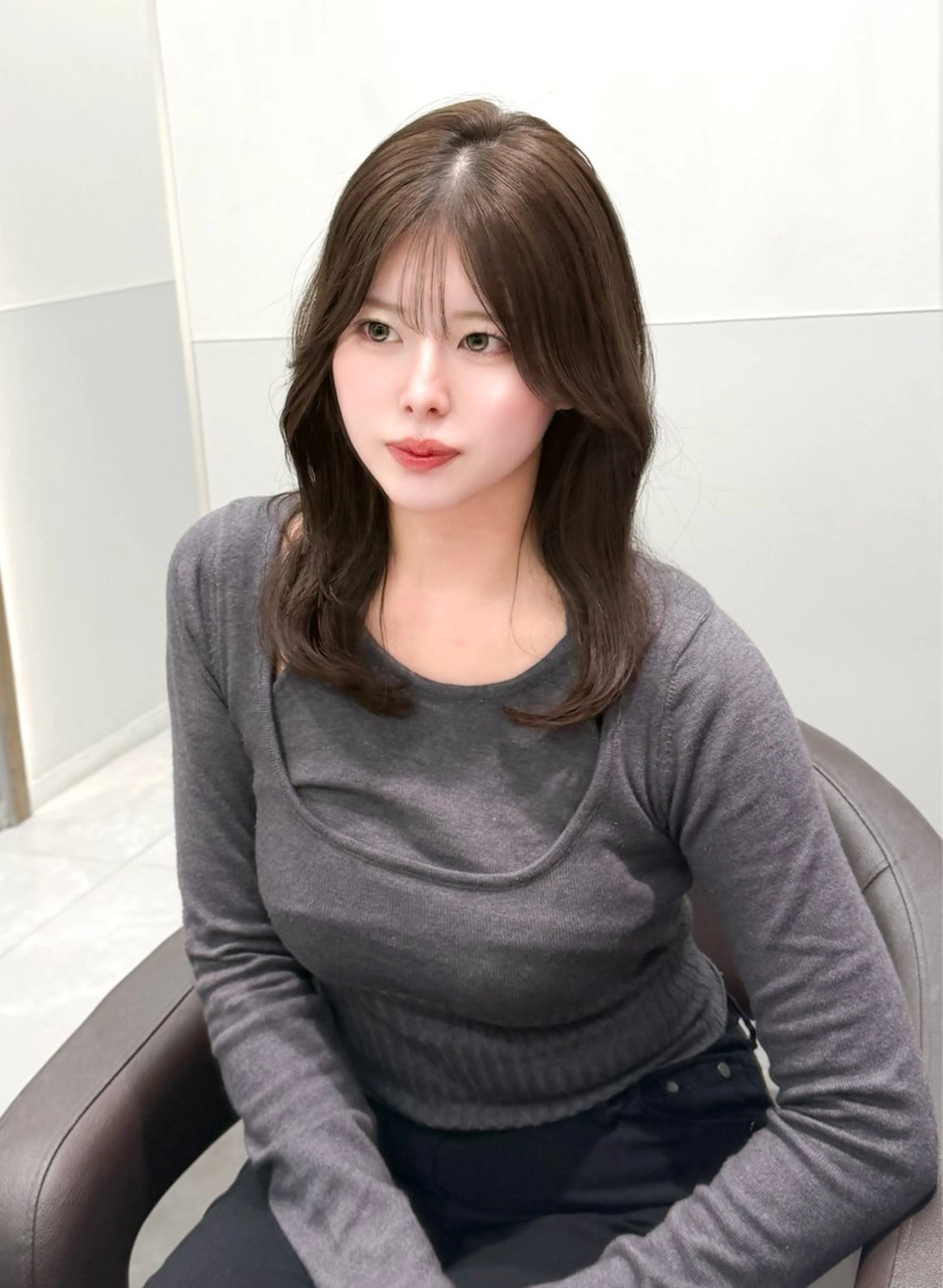 ミディアム カラー ヘアアレンジ カット ヘアカラー トリートメント ヘッドスパ ヘアセット 韓国ボブ🤍 縮毛矯正/ひかりのヘアスタイル