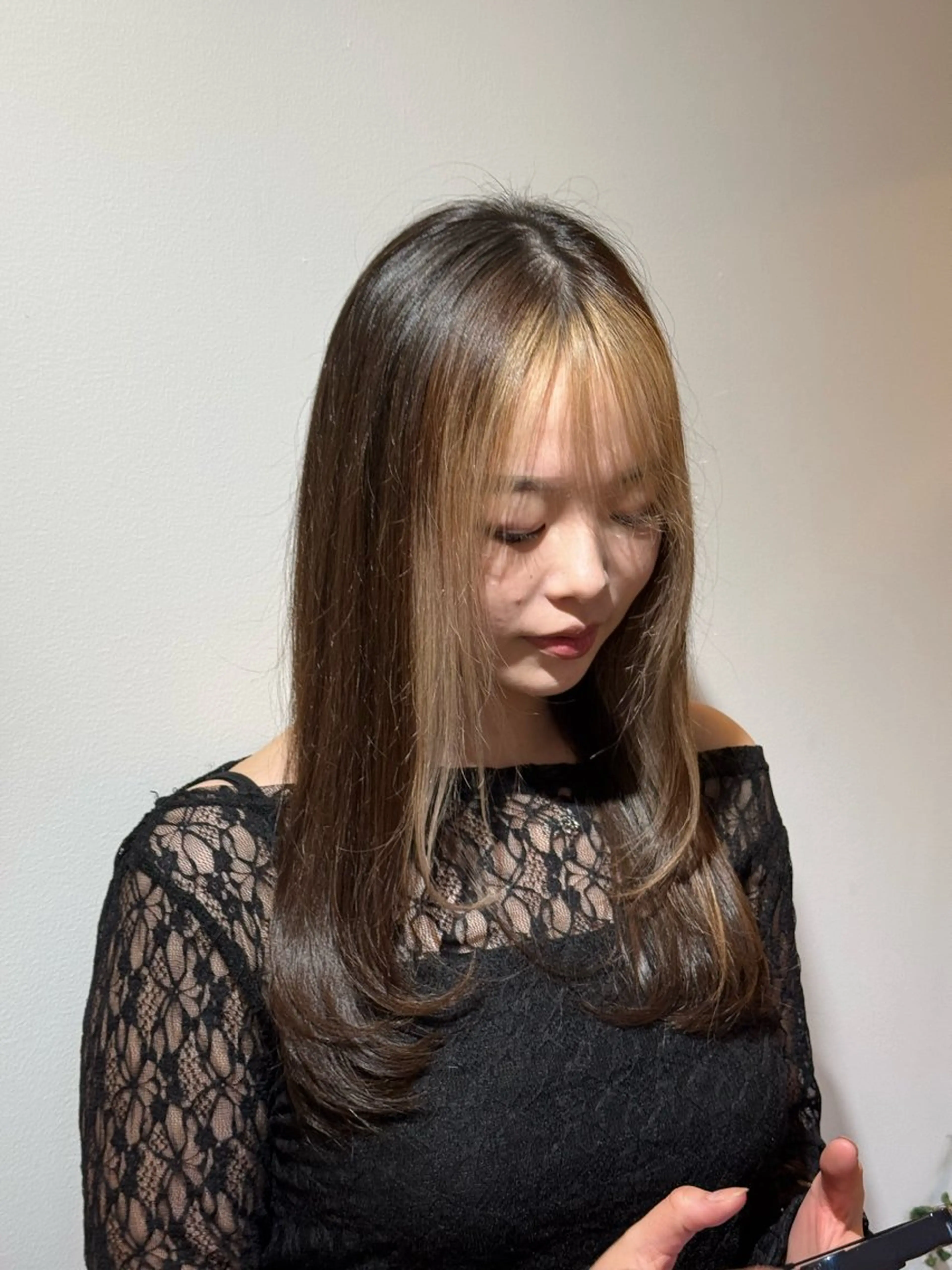 ロング レイヤーカット gut hair make所属・小林 大晃のヘアスタイル