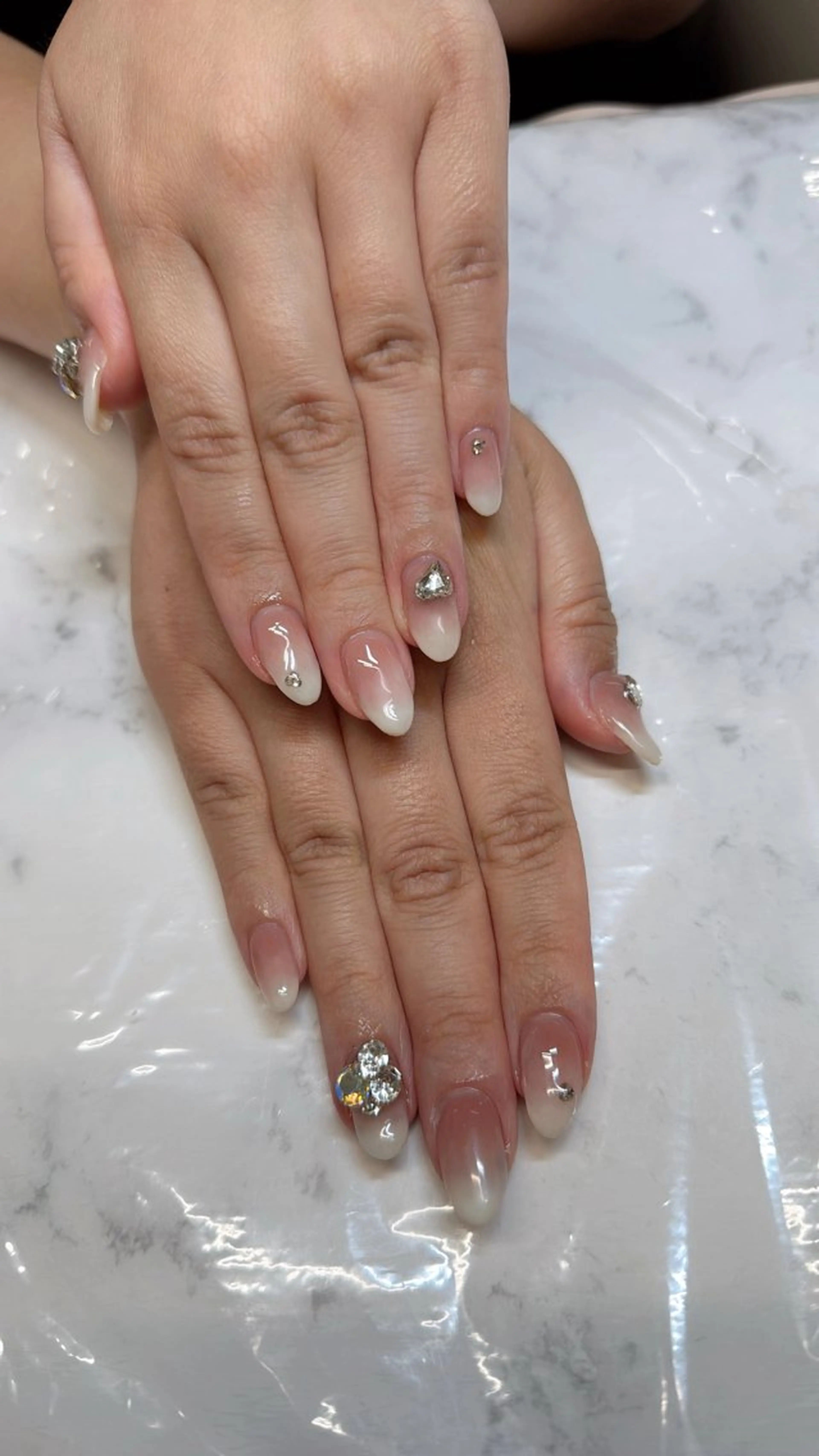 ネイル 💎Guarendo💎錦糸町店所属・✨アン ミユ✨のネイルデザイン