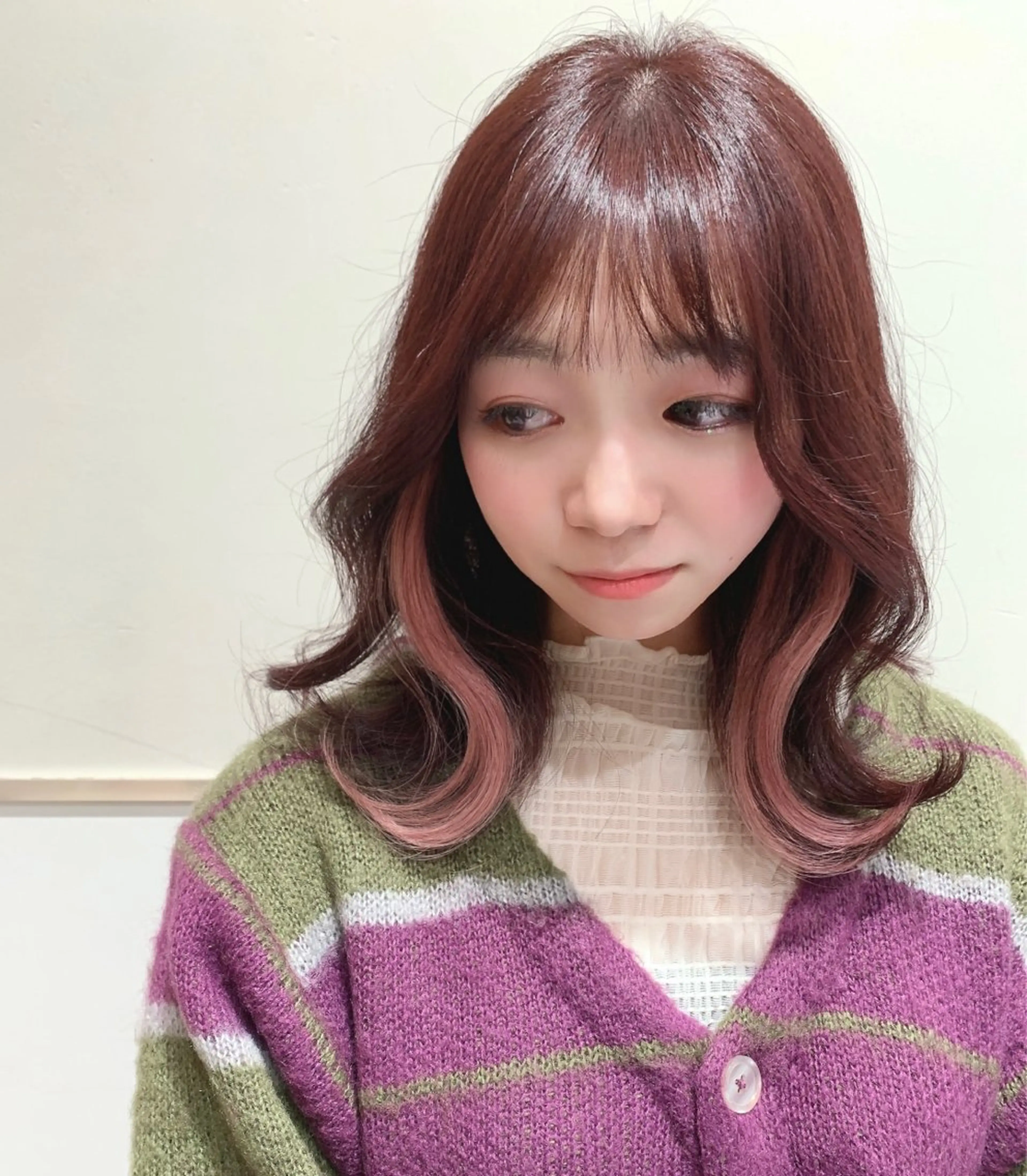 ミディアム カラー ブラウンカラー ピンクカラー ピンクブラウン くびれヘア 韓国風ヘア カット ヘアカラー トリートメント ヘッドスパ ヘアセット 韓国ヘア/レイヤー/ 顔まわり/りょーとのヘアスタイル