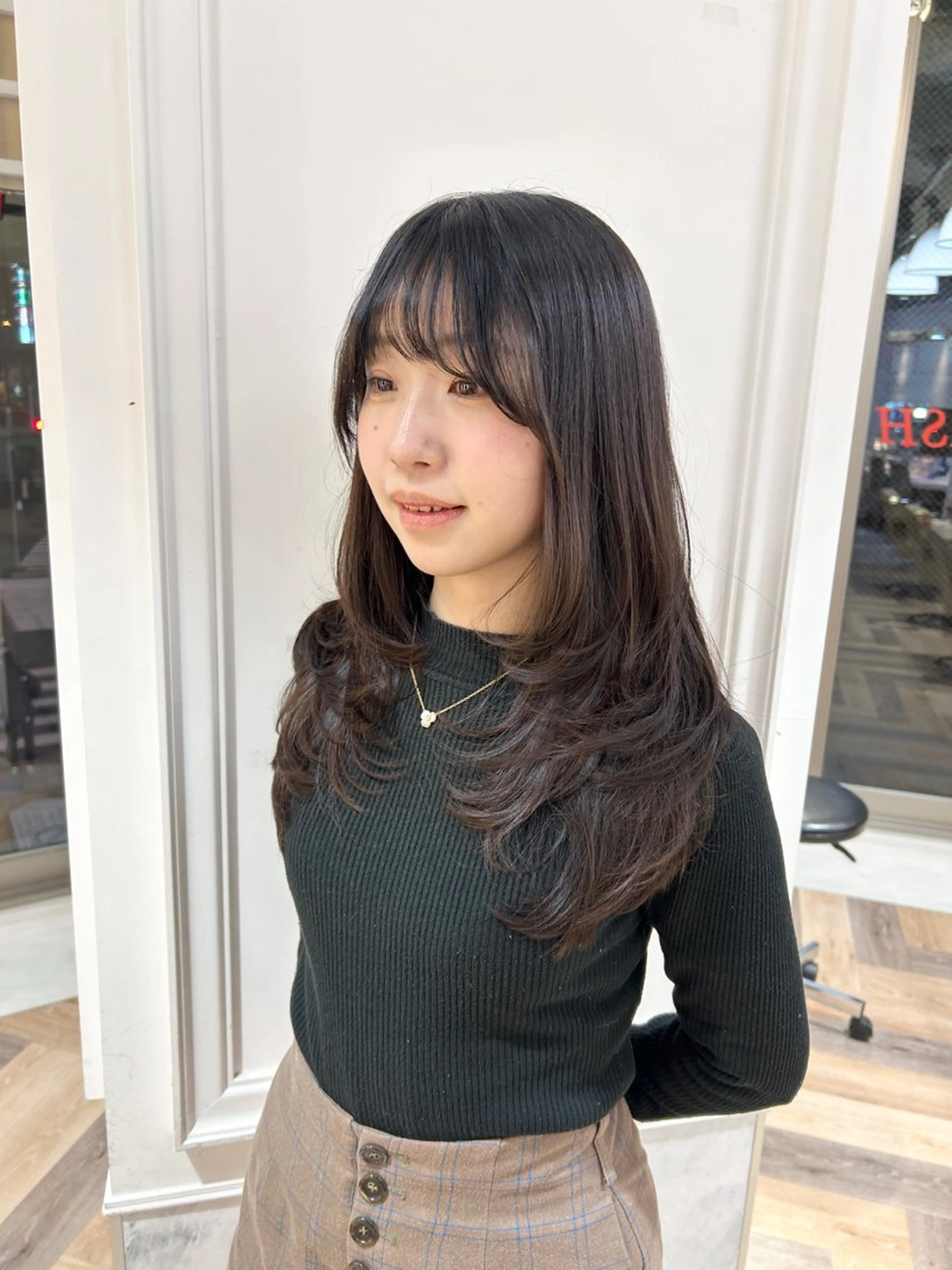 ロング カラー アディクシーカラー ブリーチ デザインカラー ハイライトカラー イルミナカラー カット 野田阪神/レイヤー/ ハイライト/yuuのヘアスタイル