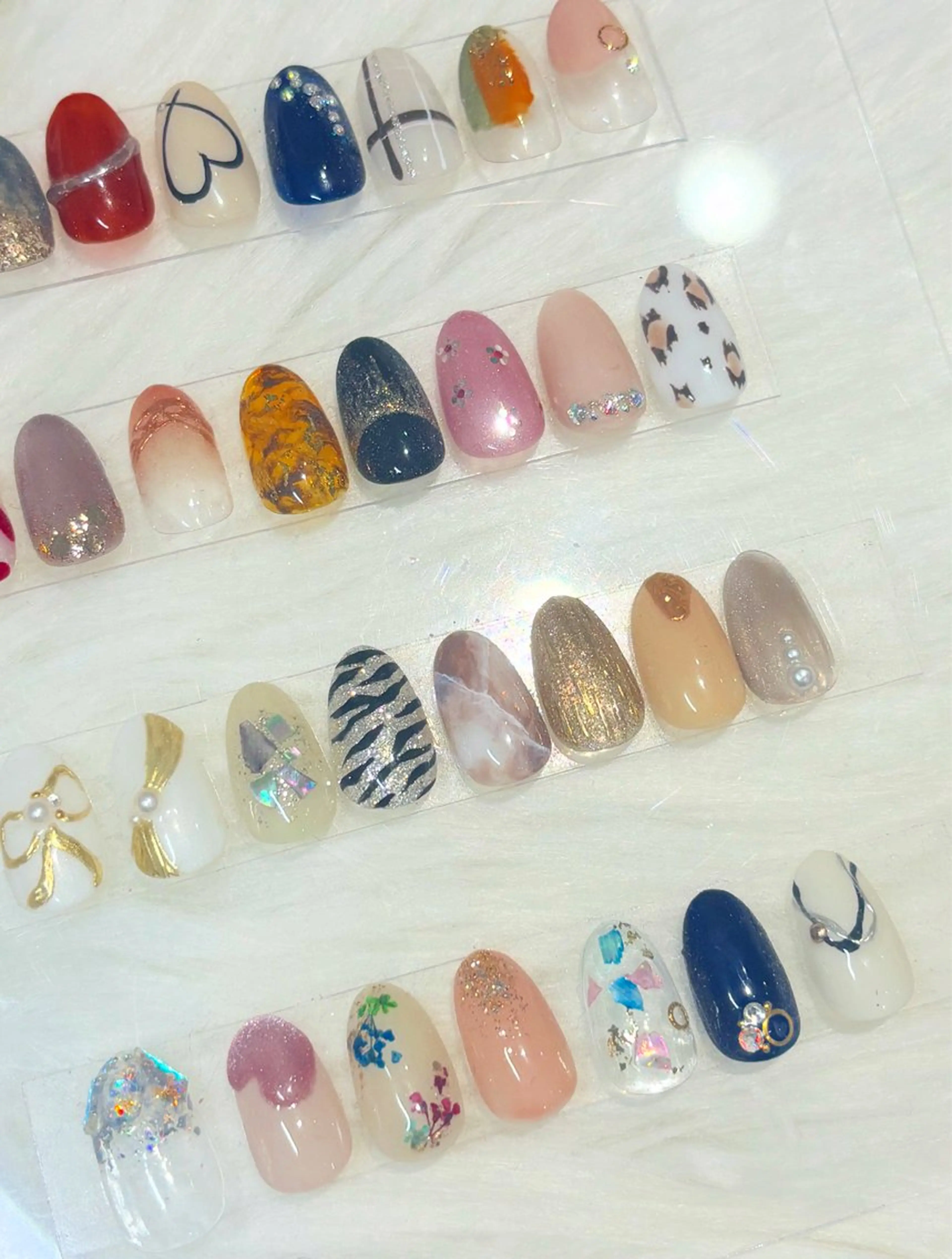 【限定価格❣️】オフ込み×ハンドワンポイントデザイン🎀の写真