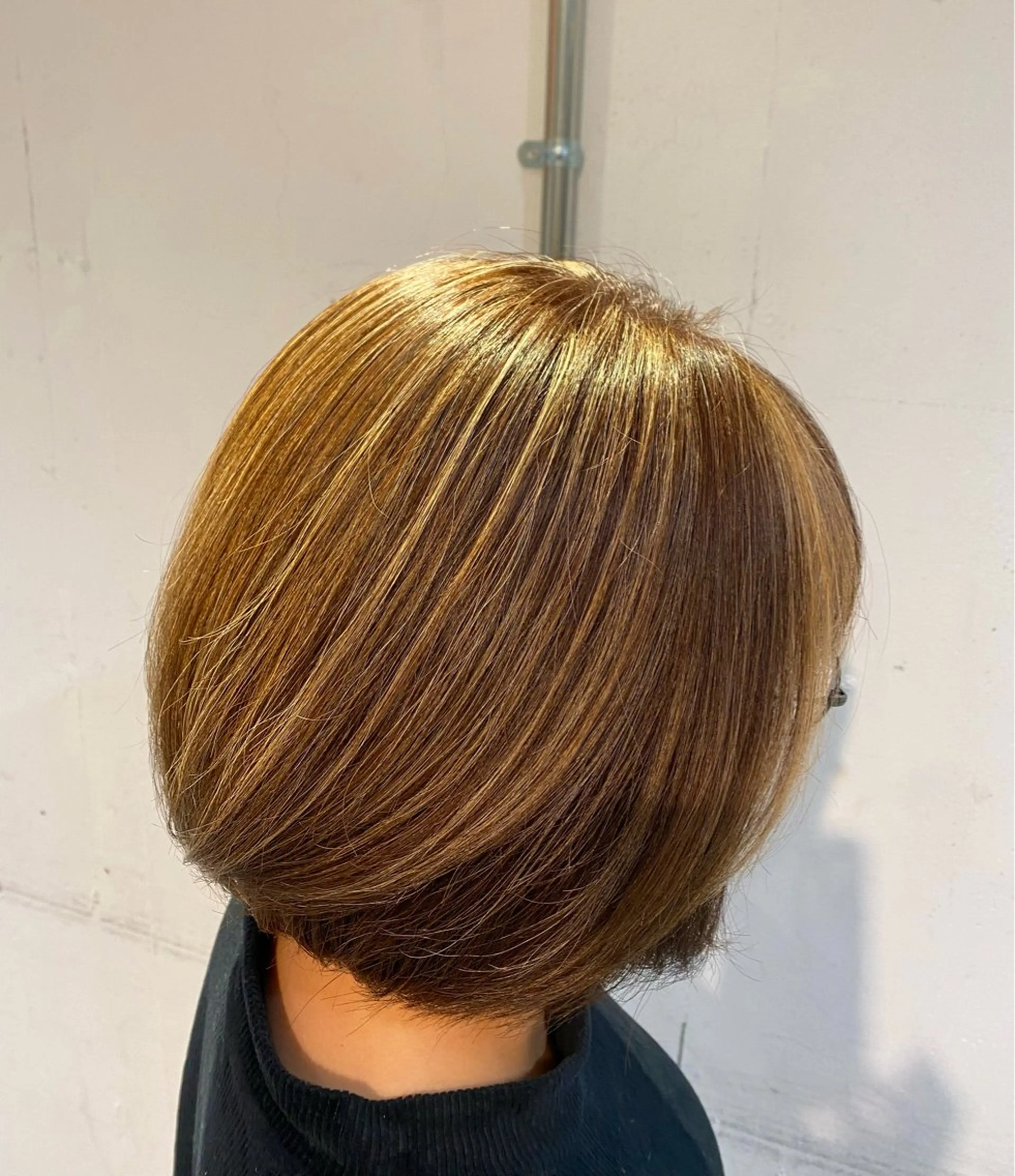 カラー ブリーチ デザインカラー ハイライトカラー AiRU hair RIRIKOのヘアスタイル