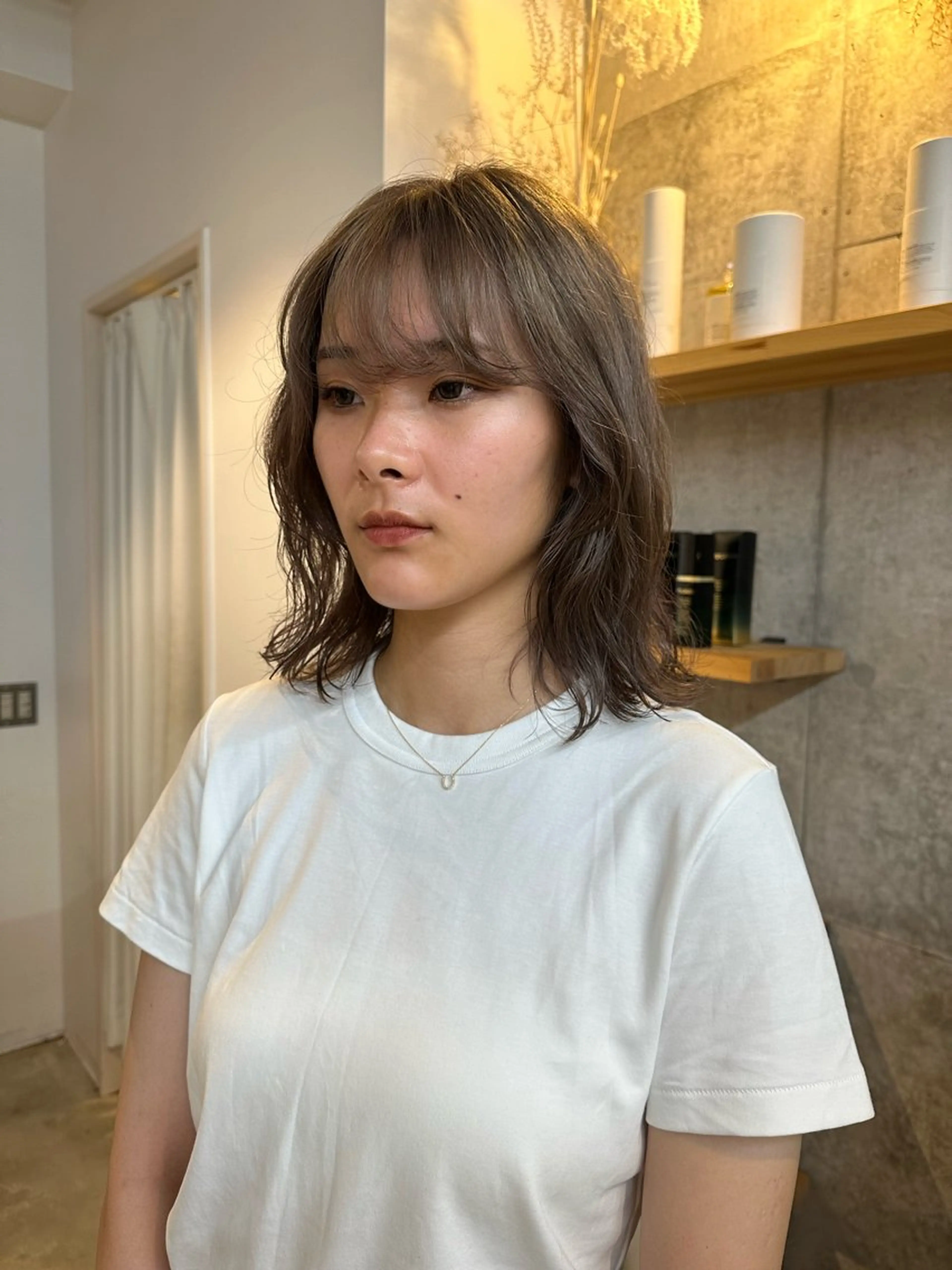 ミディアム カラー yuika .のヘアスタイル