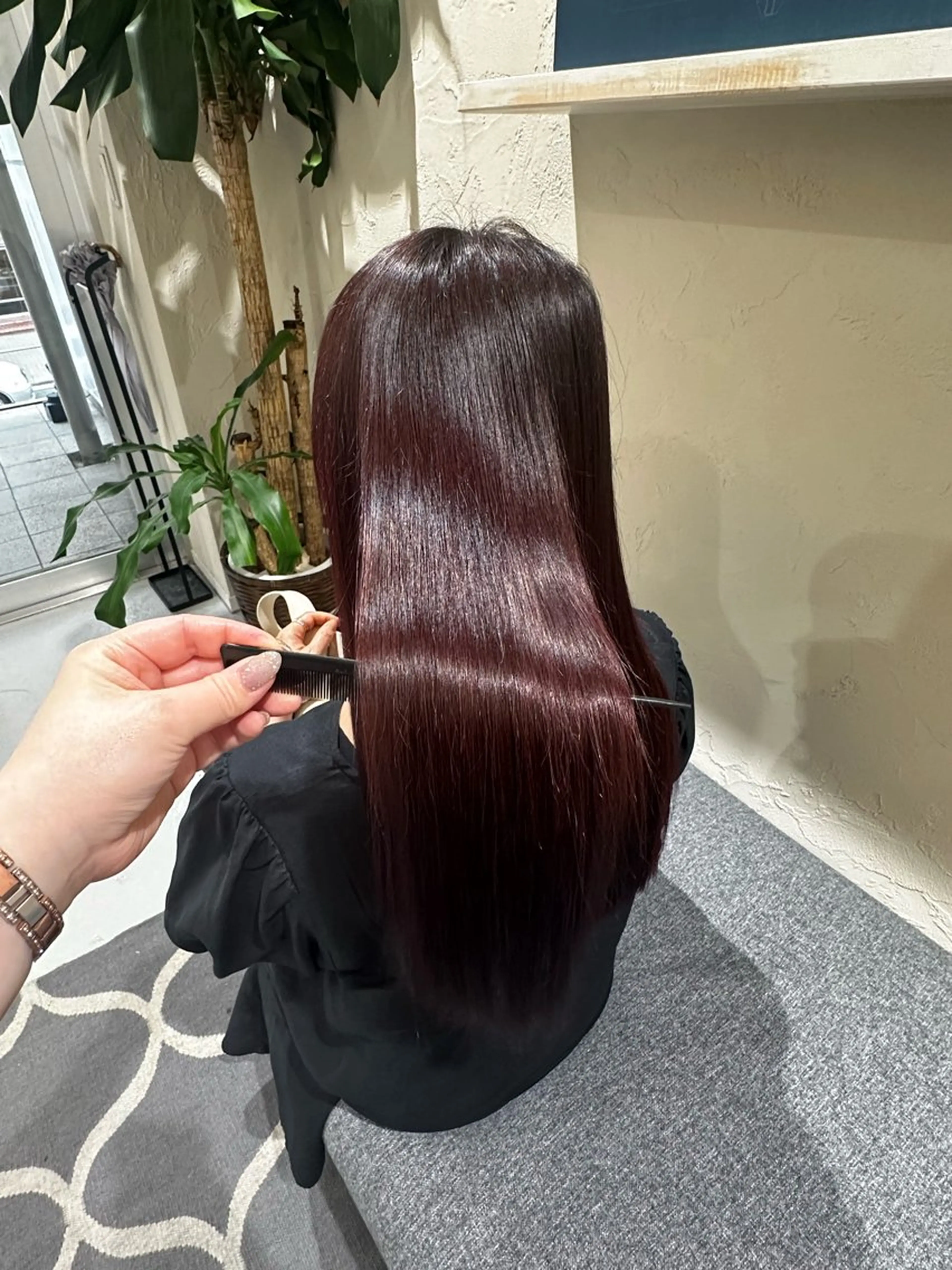 ロング カラー カット ヘアカラー トリートメント 【髪質改善】 夏目結以のヘアスタイル