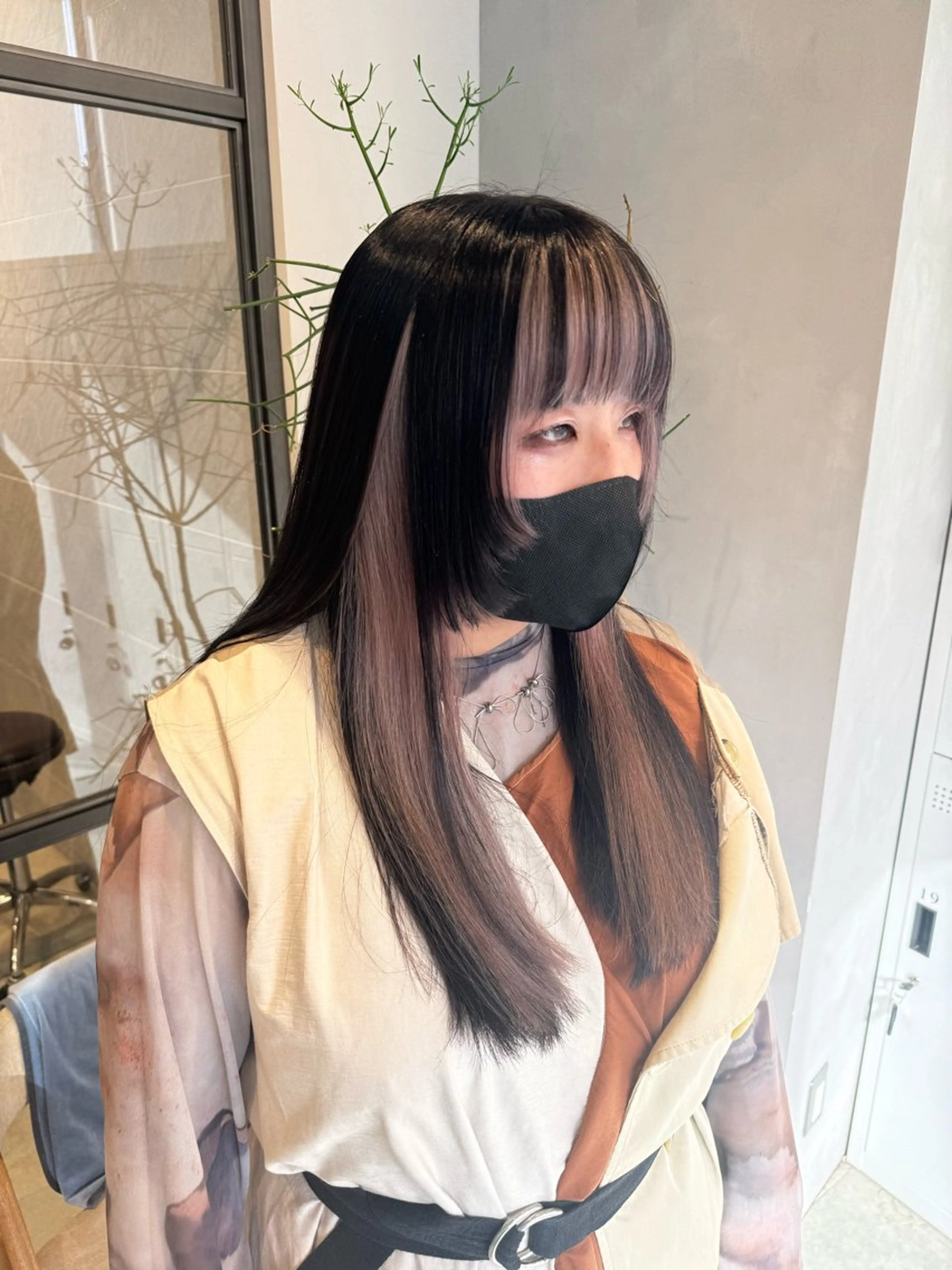 カラー ミストバング ブリーチ  フェイスフレーミング 透明感カラー✨艶髪 制作🌱山根あゆみのヘアスタイル