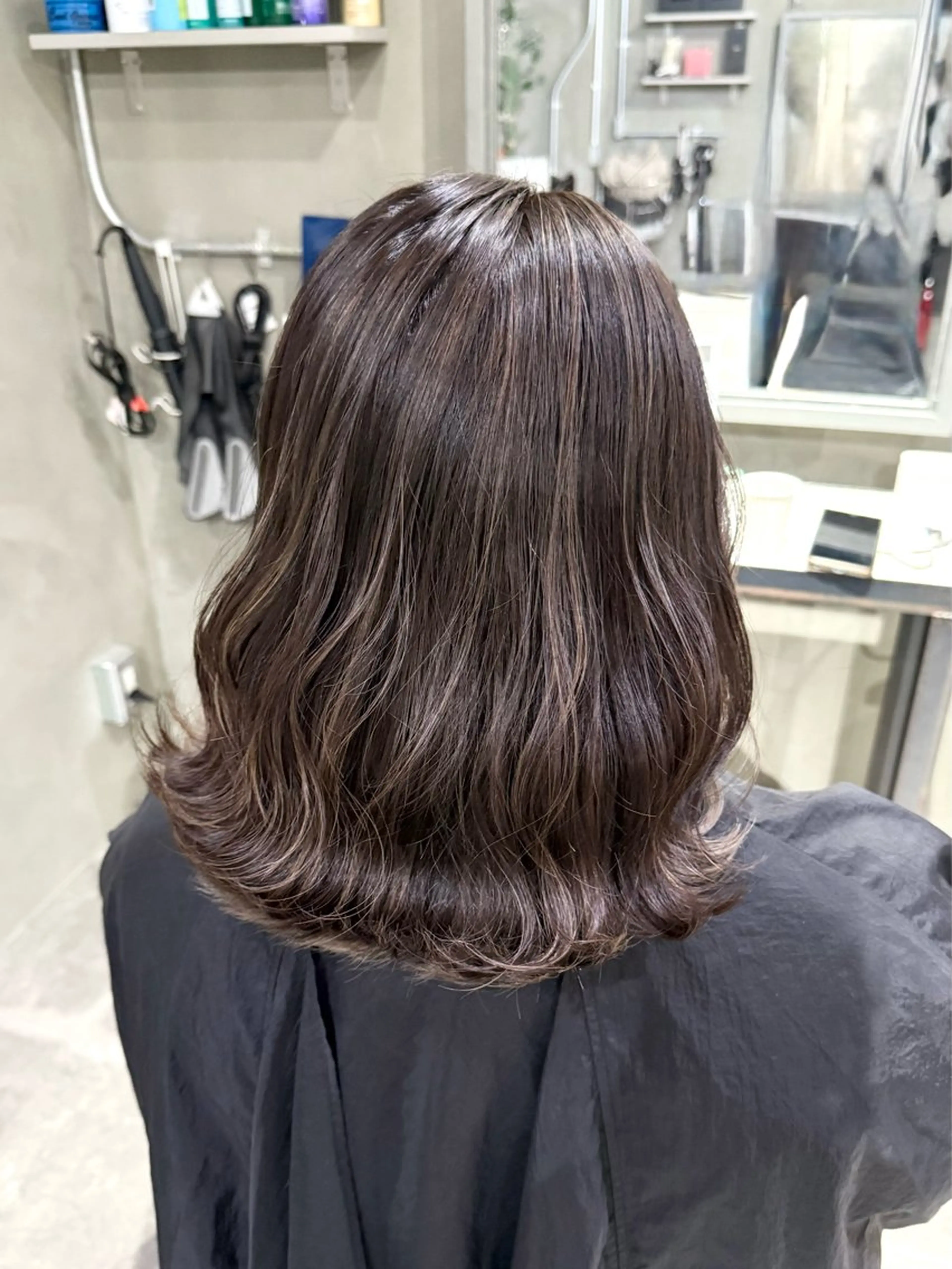 ミディアム ハイライト レイヤーカット カット ヘアカラー トリートメント LeAng所属・佐伯 桃のヘアスタイル